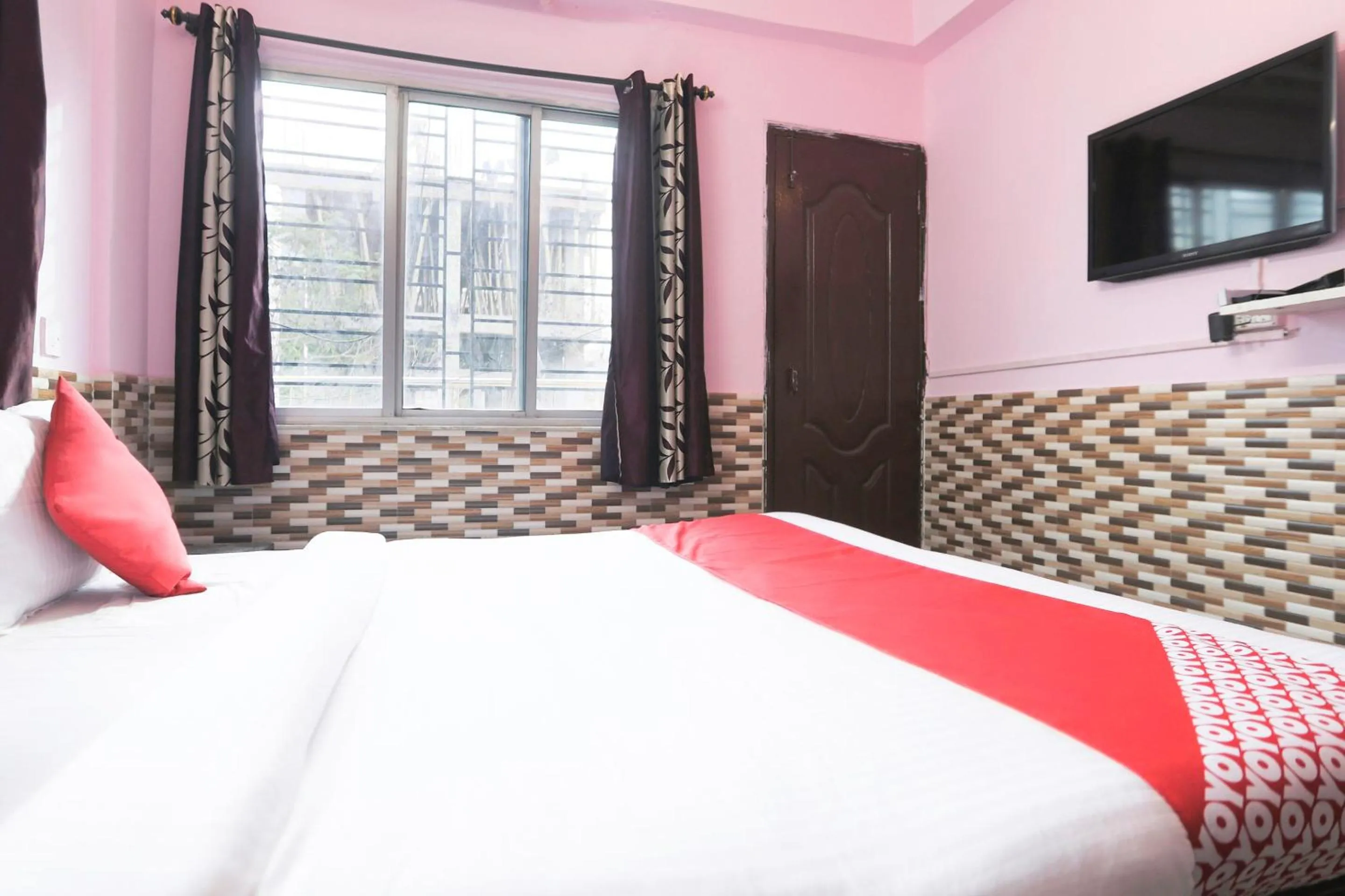 Bedroom, Bed in Hotel O City Palace