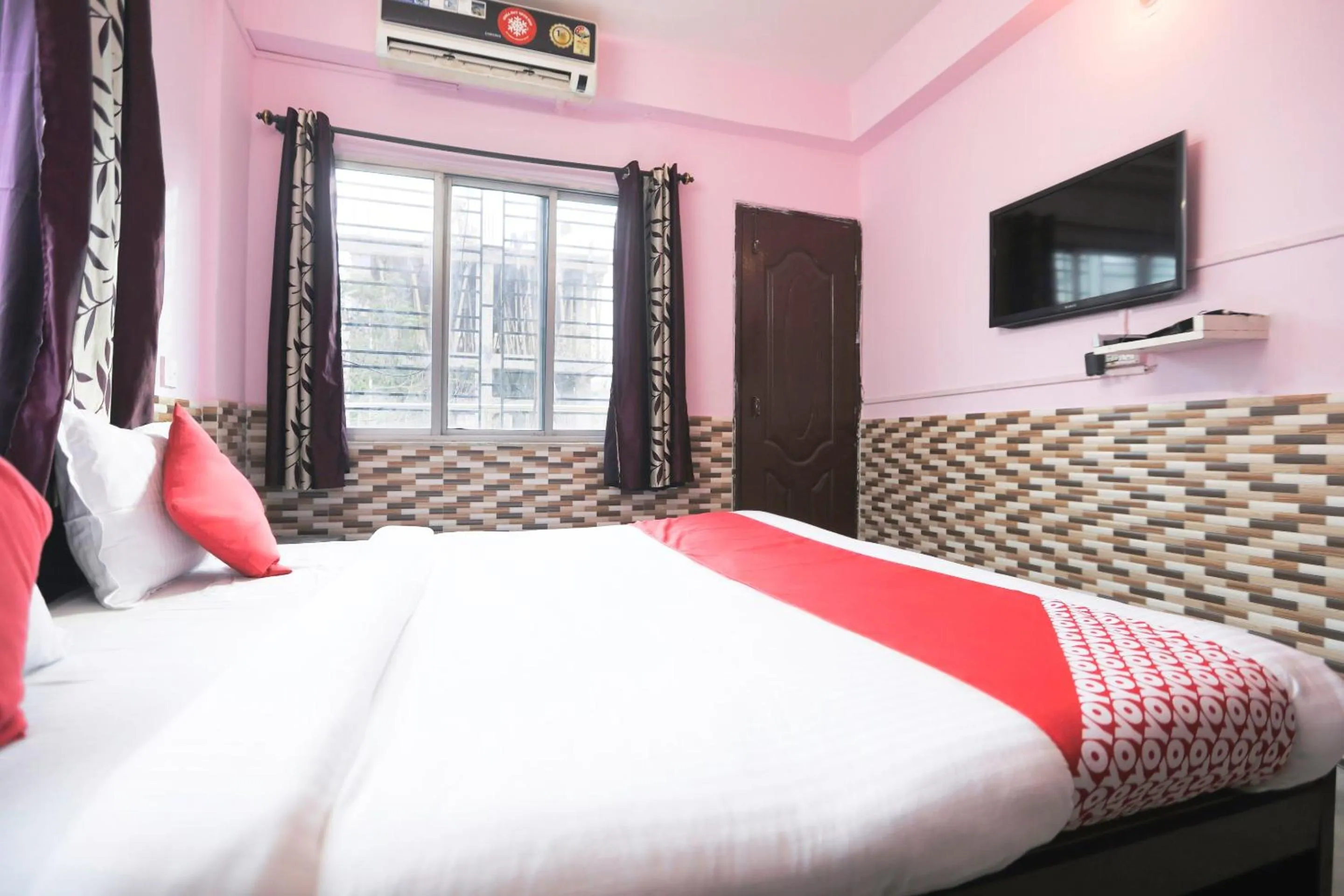 Bedroom, Bed in Hotel O City Palace