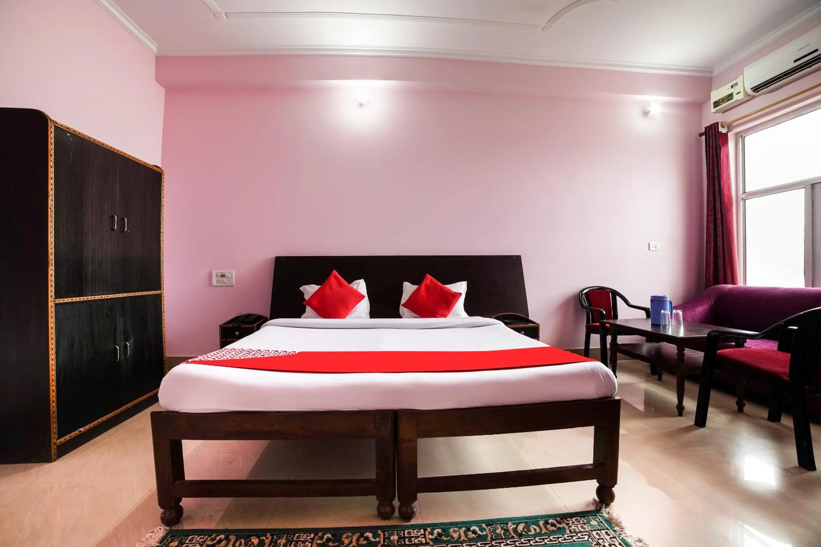 Bedroom, Bed in Hotel O City Palace