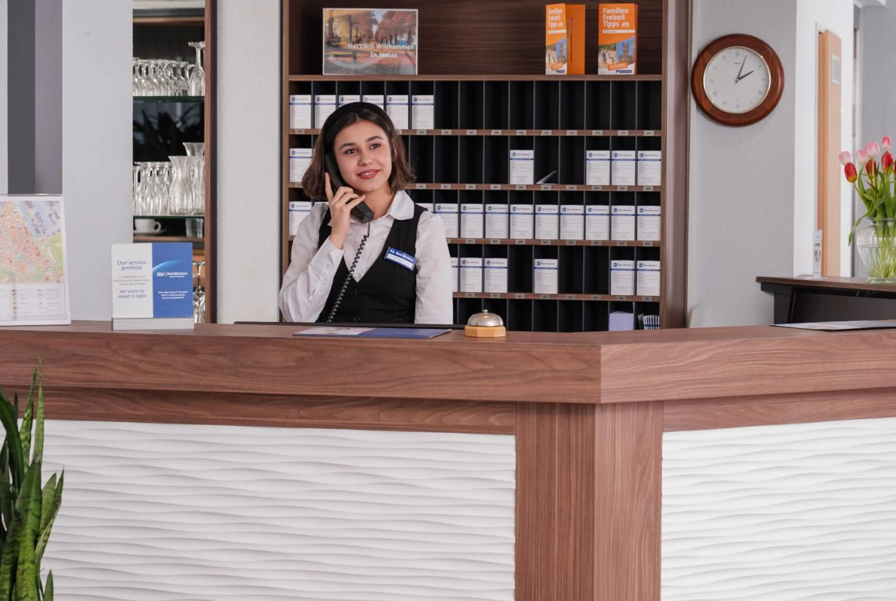 Lobby or reception in Best Western Comfort Business Hotel Düsseldorf-Neuss