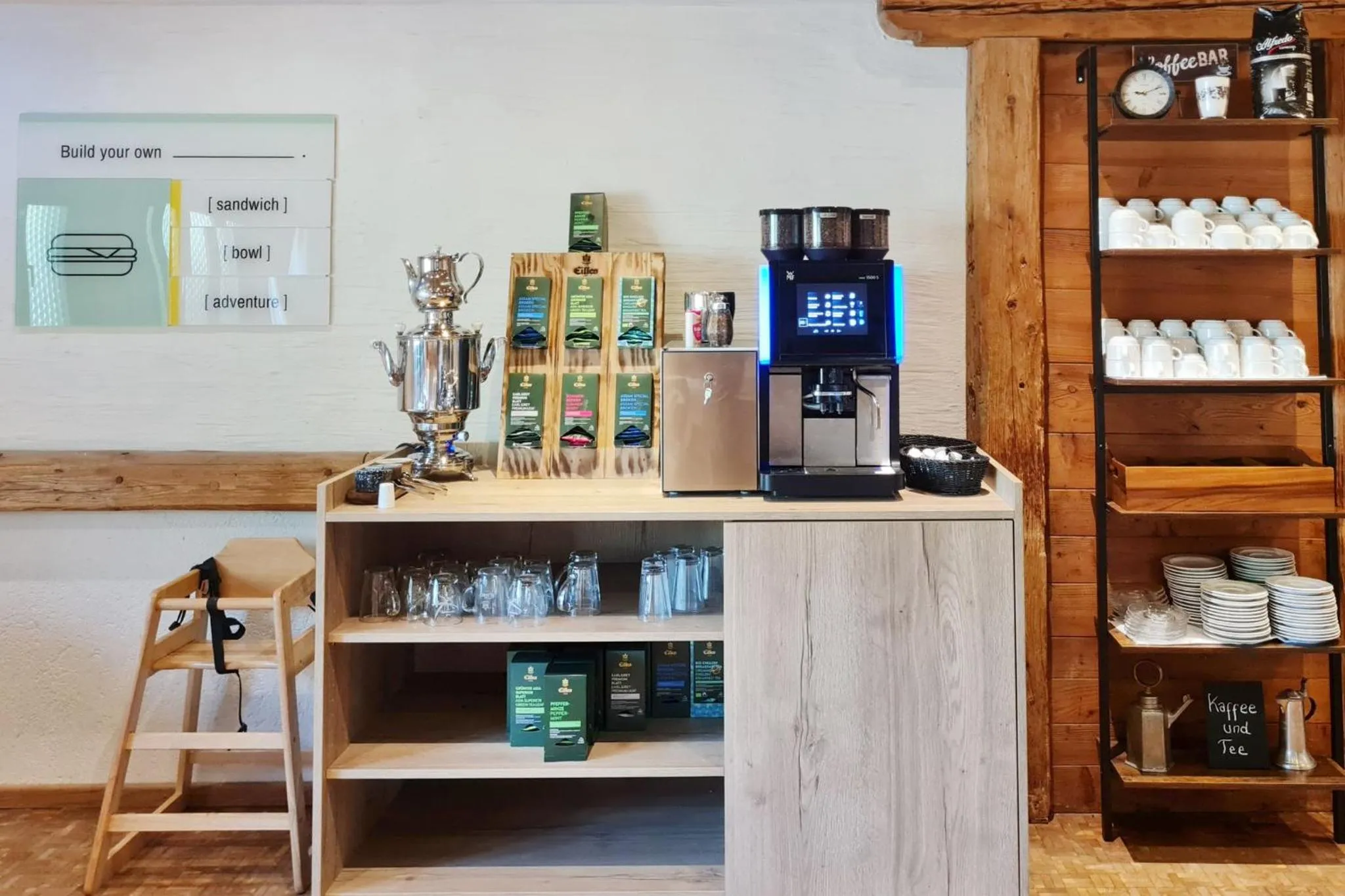 Breakfast in Garner Hotel Erlangen Süd by IHG