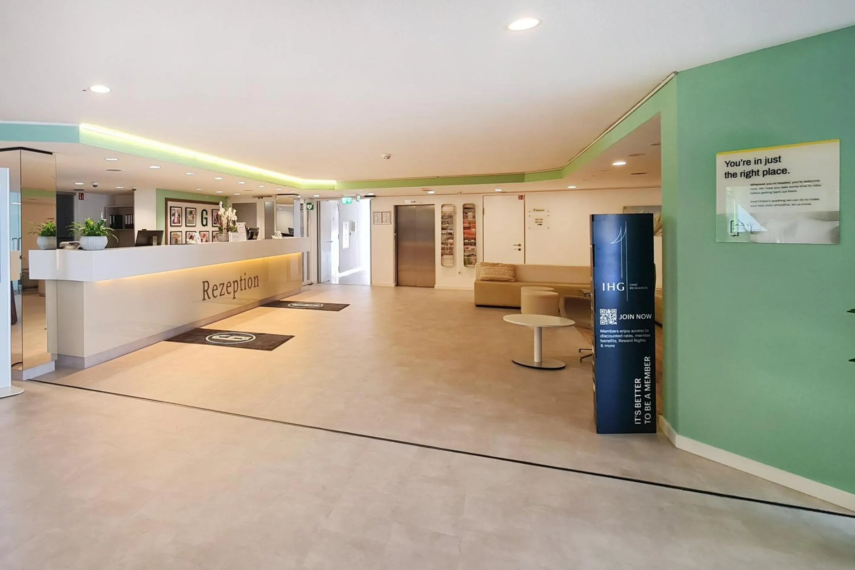 Property building in Garner Hotel Erlangen Süd by IHG