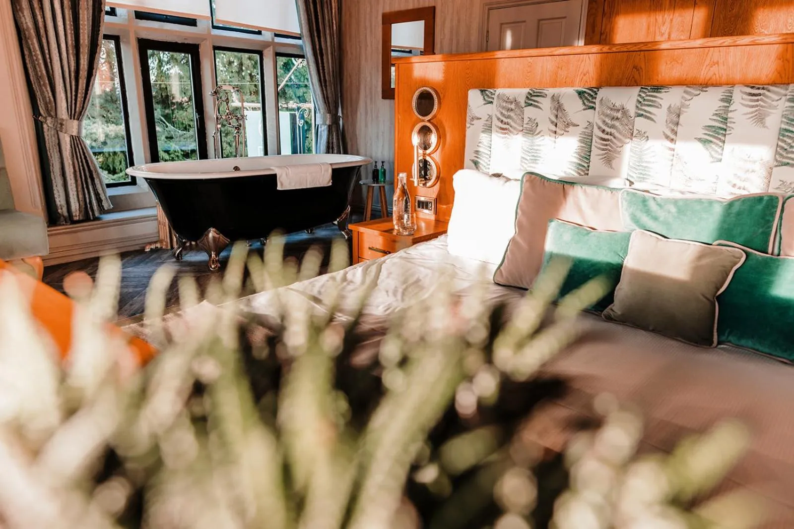 Bedroom, Bed in The Maynard