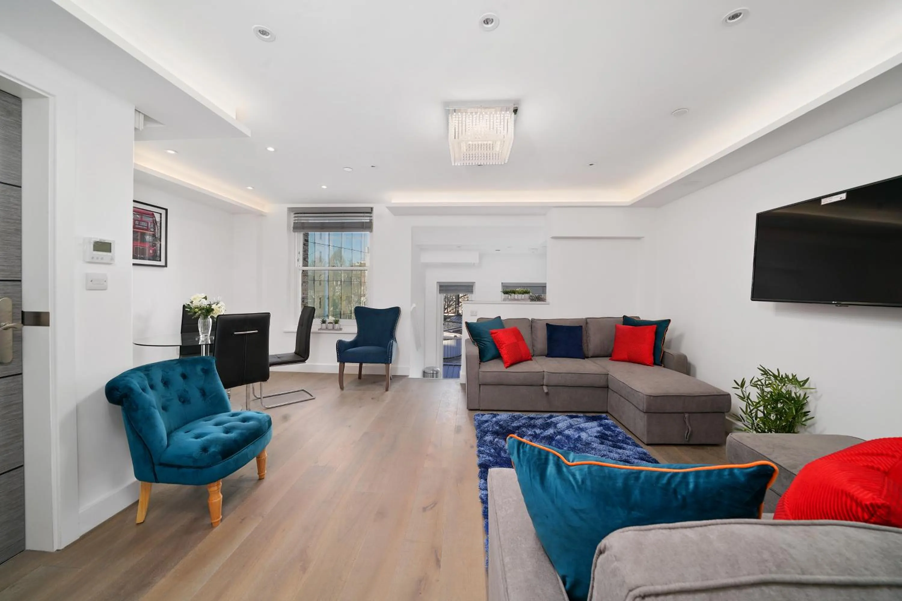 Communal lounge/ TV room in City Prime Apartments