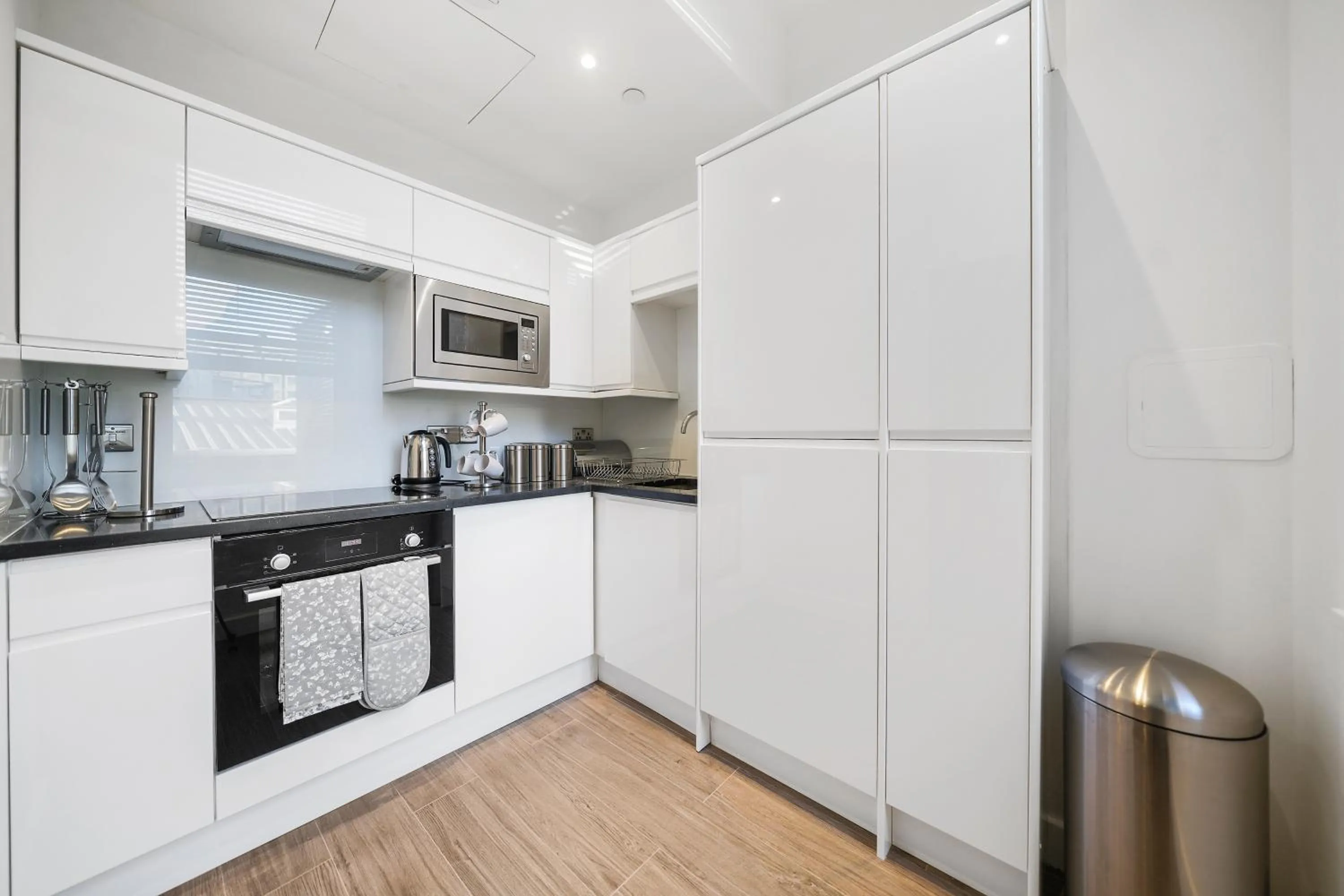 Kitchen or kitchenette in City Prime Apartments