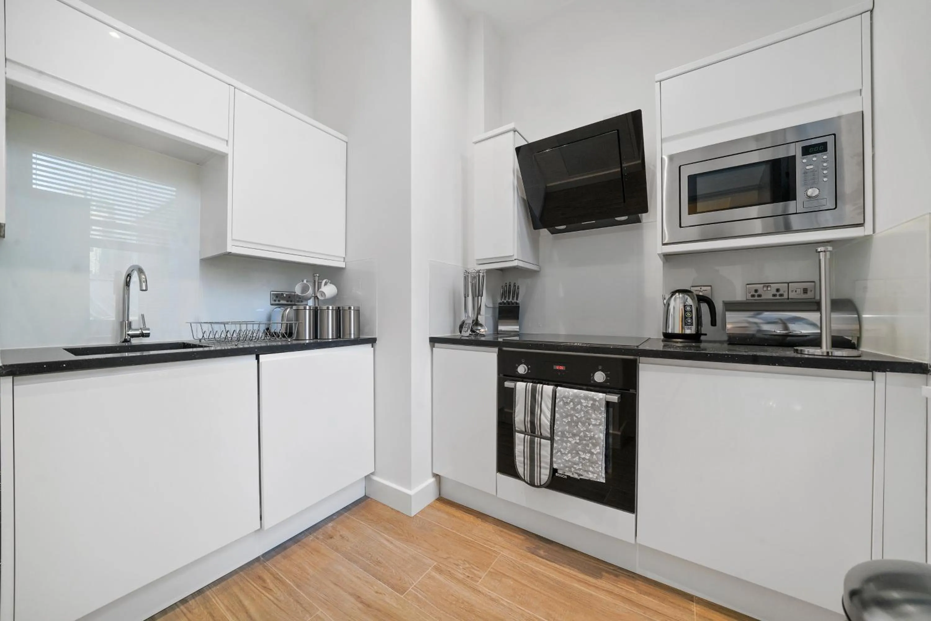 Kitchen or kitchenette in City Prime Apartments