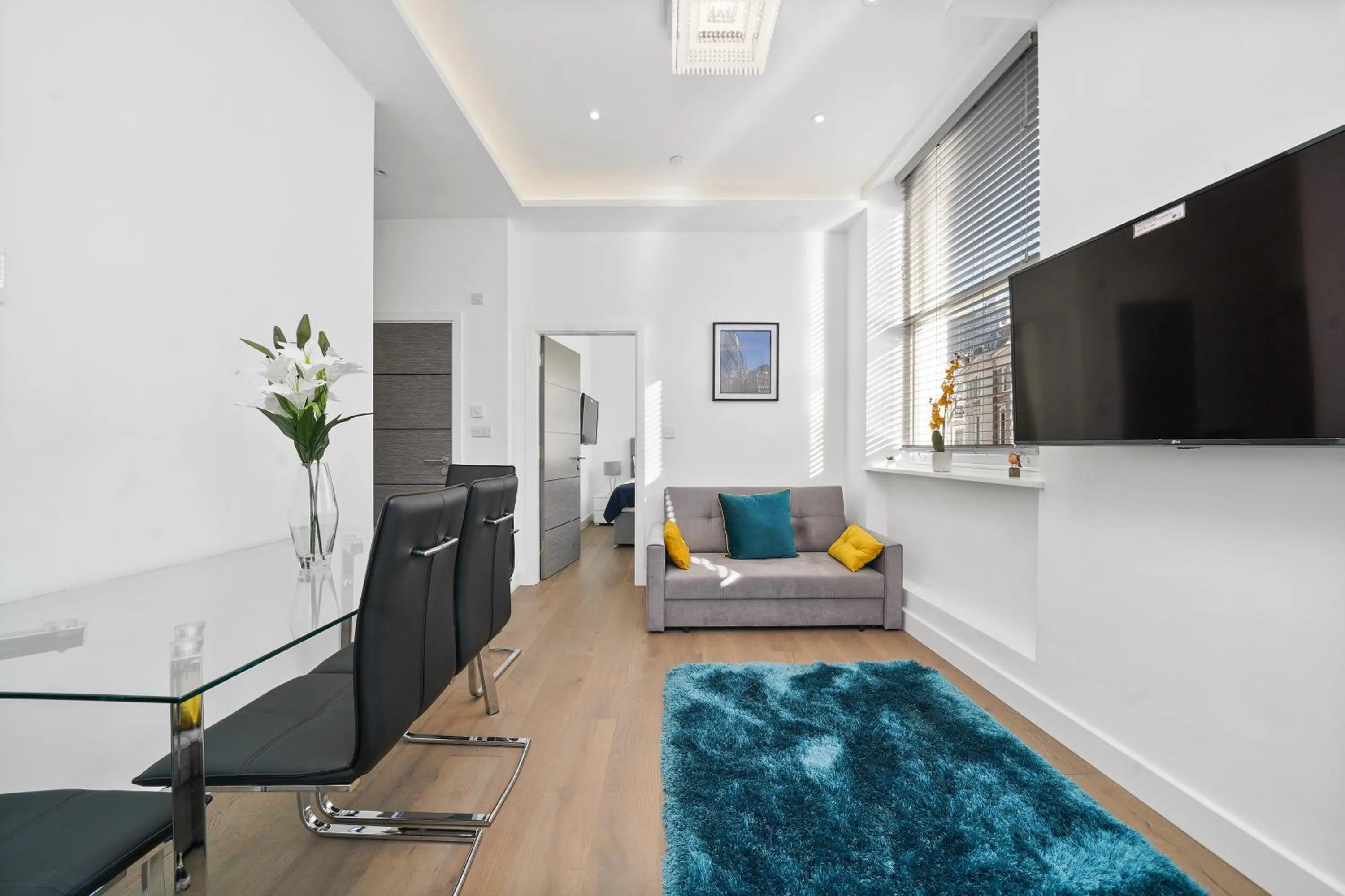 Communal lounge/ TV room in City Prime Apartments