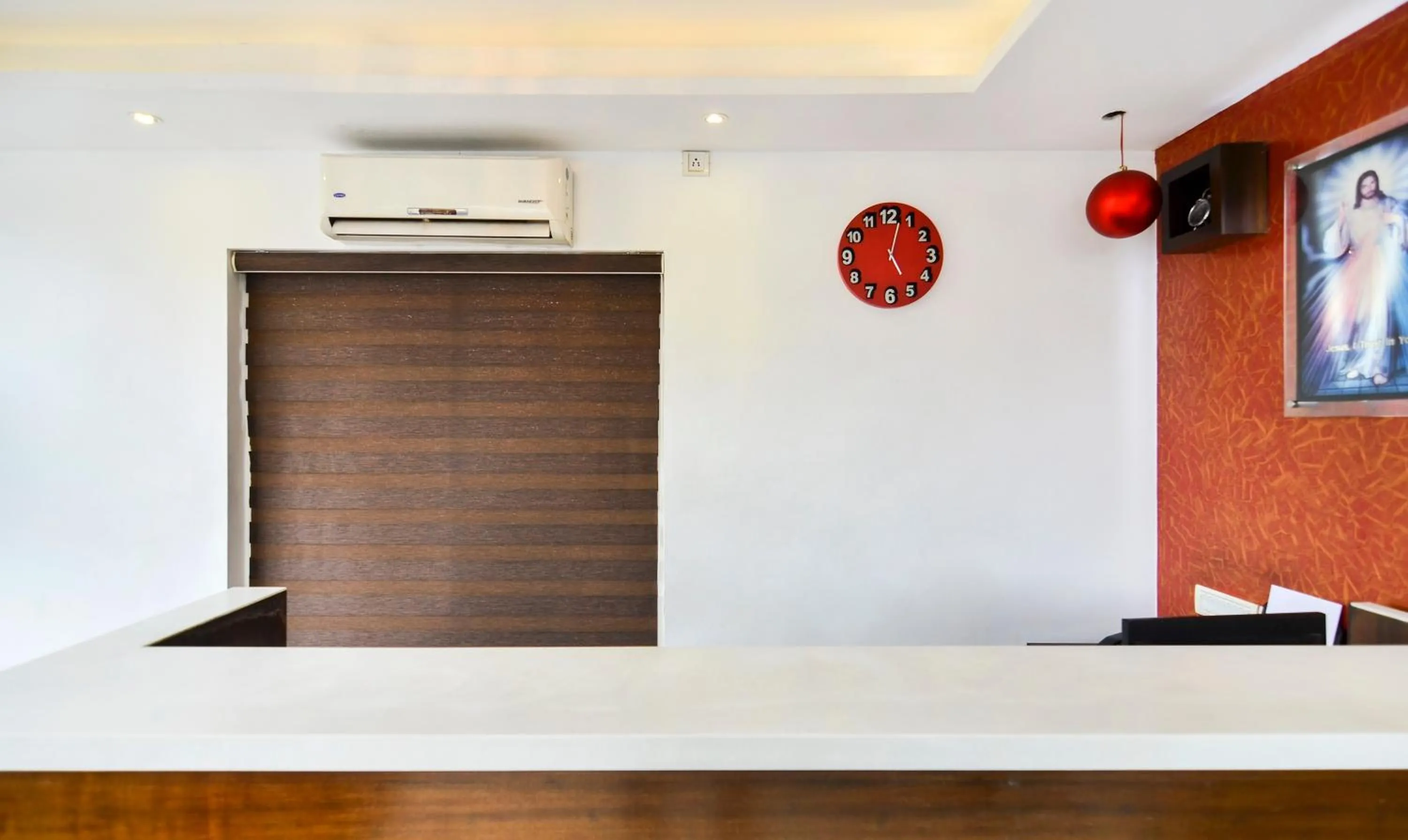 Lobby or reception in Itsy Hotels Platinum Inn