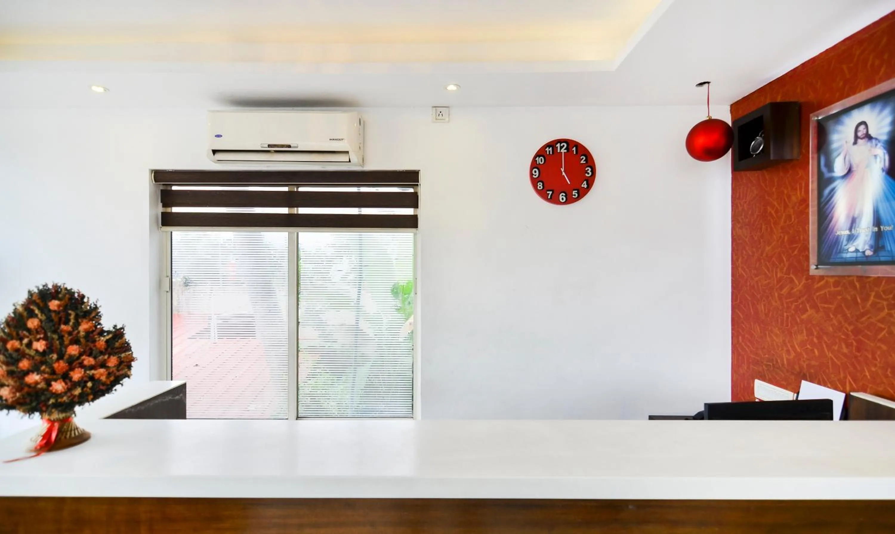 Lobby or reception in Itsy Hotels Platinum Inn