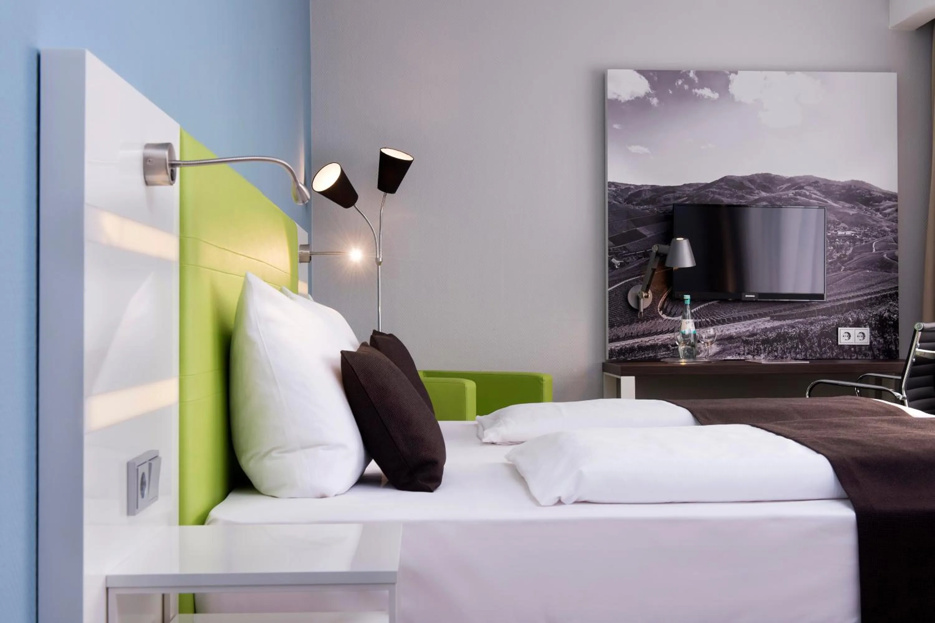 Photo of the whole room, Bed in ibis Styles Offenburg City