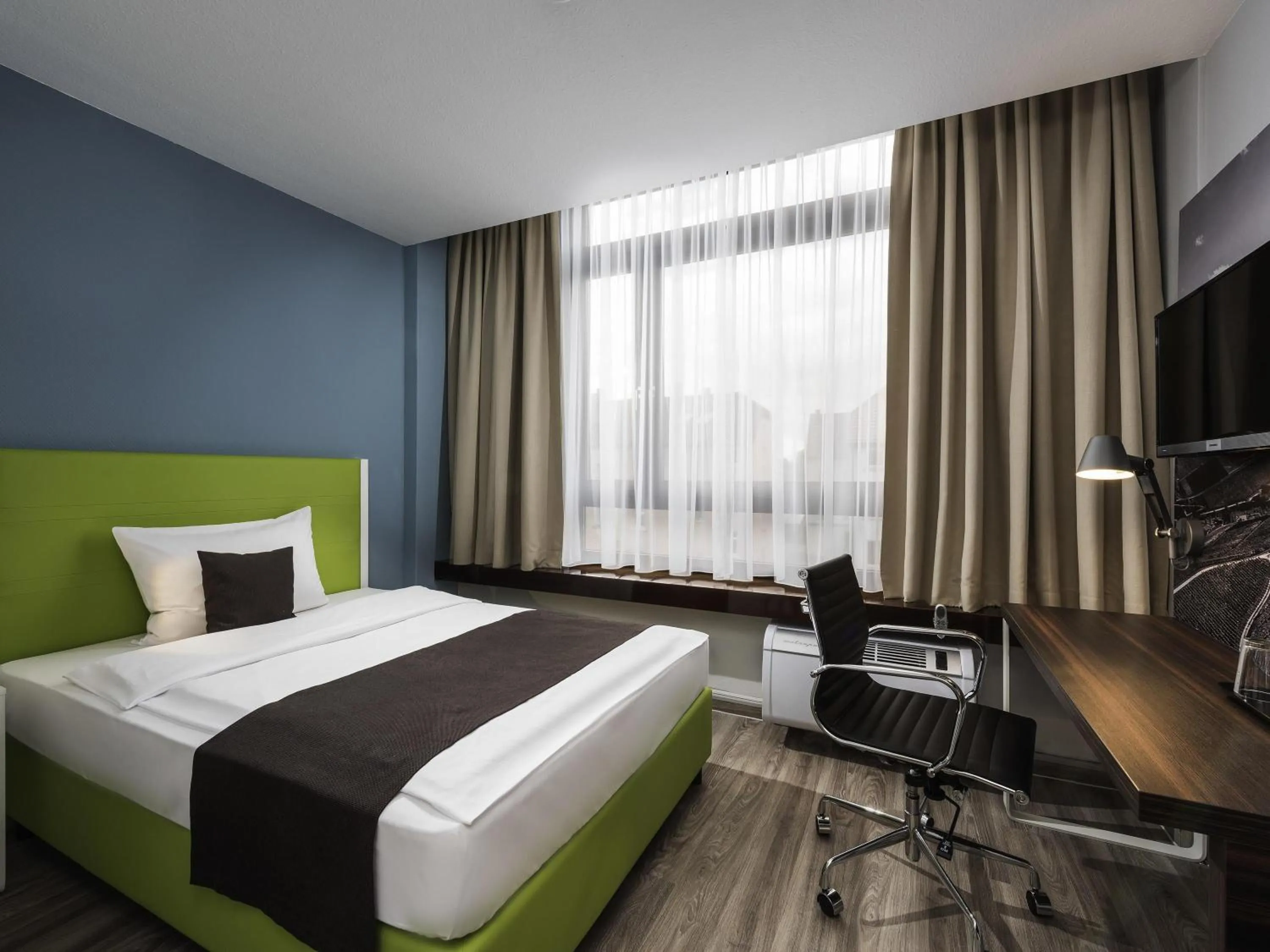 Bedroom, Bed in ibis Styles Offenburg City