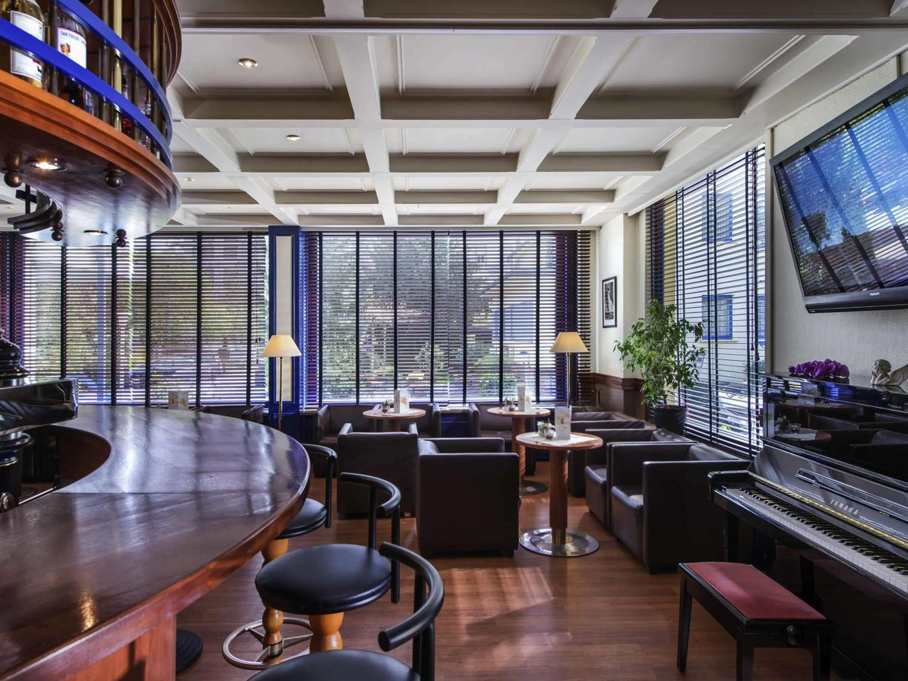 Lounge or bar in ibis Styles Offenburg City