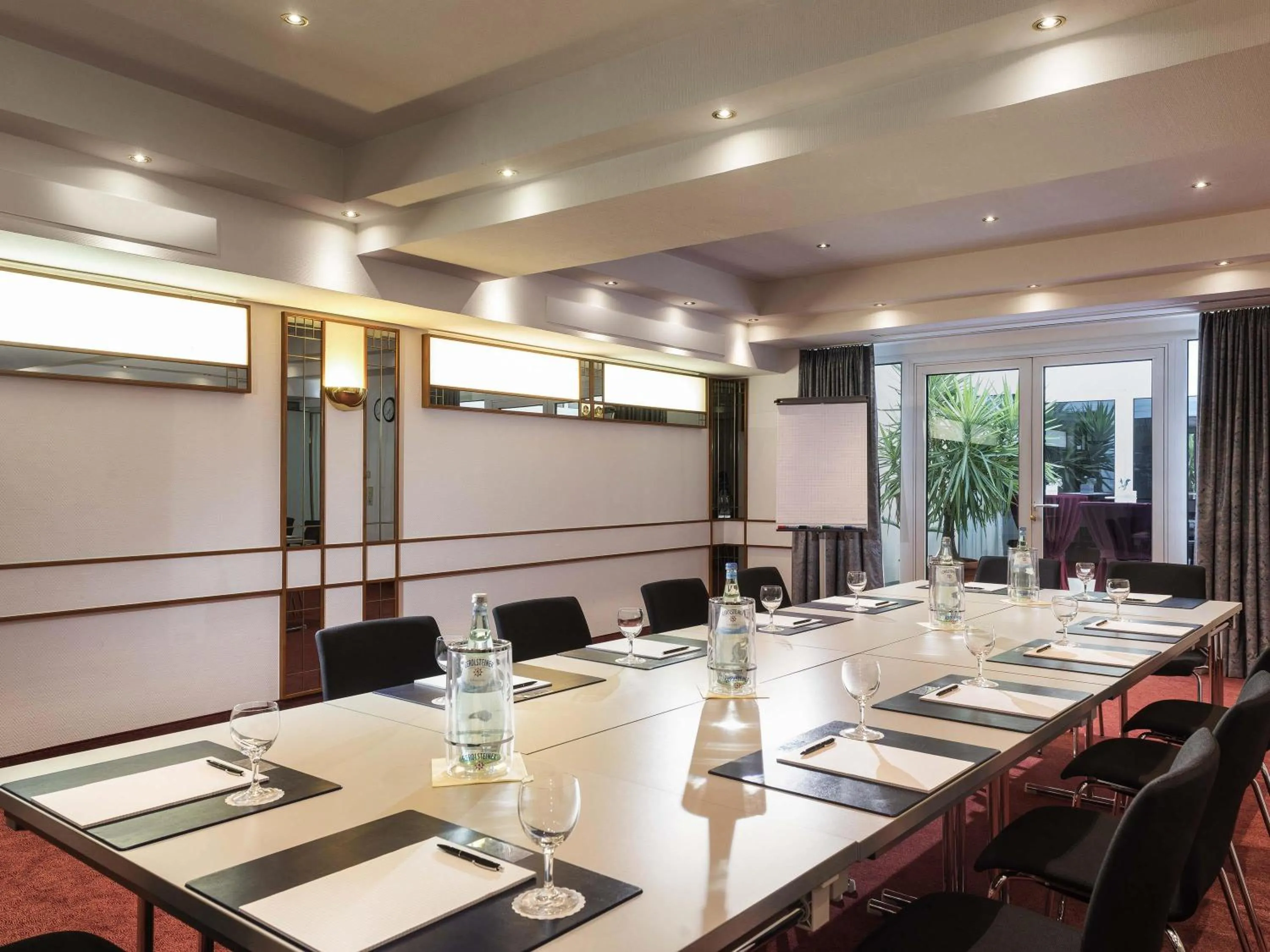 Meeting/conference room in ibis Styles Offenburg City
