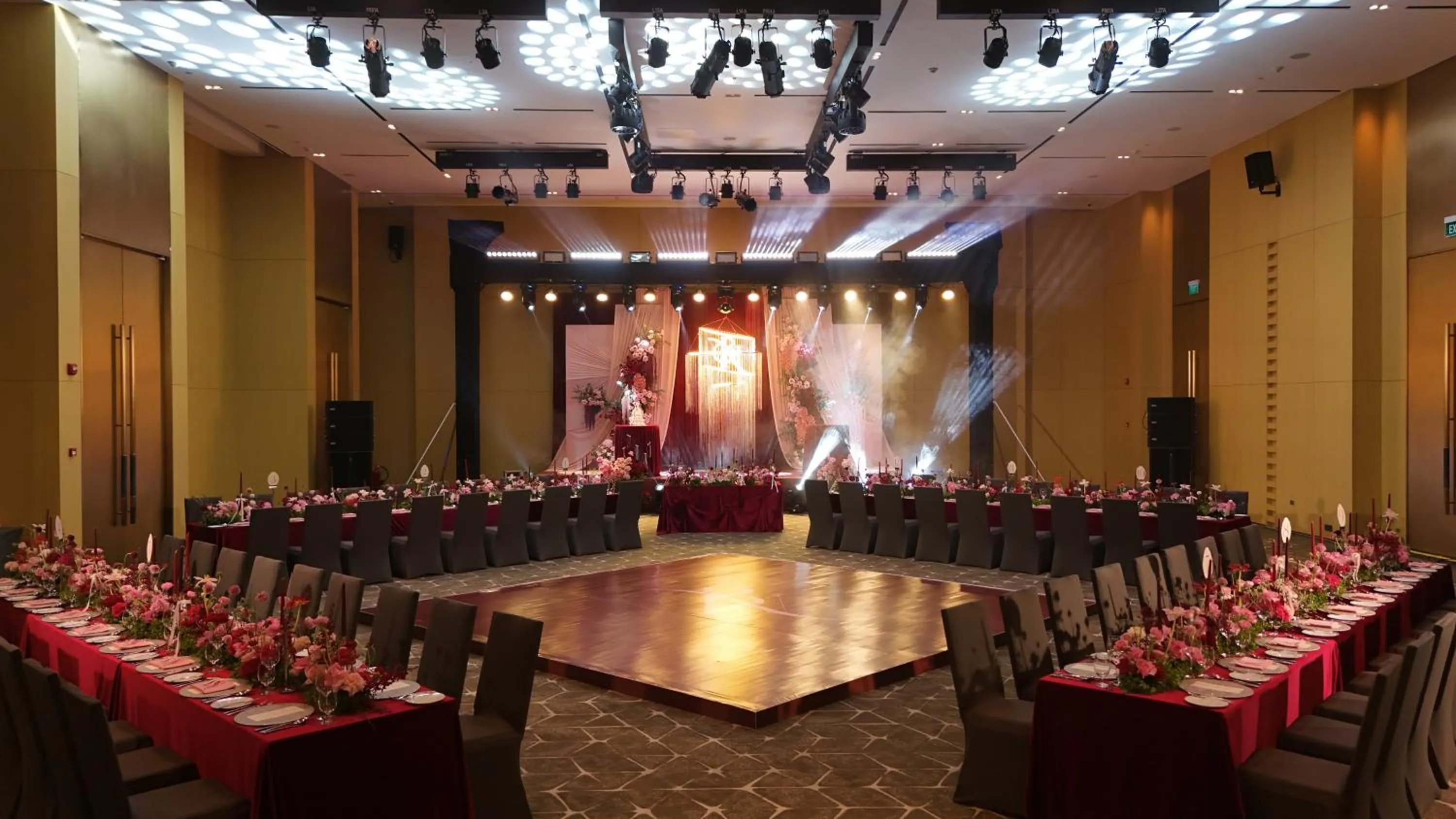 wedding in Shilla Monogram Danang