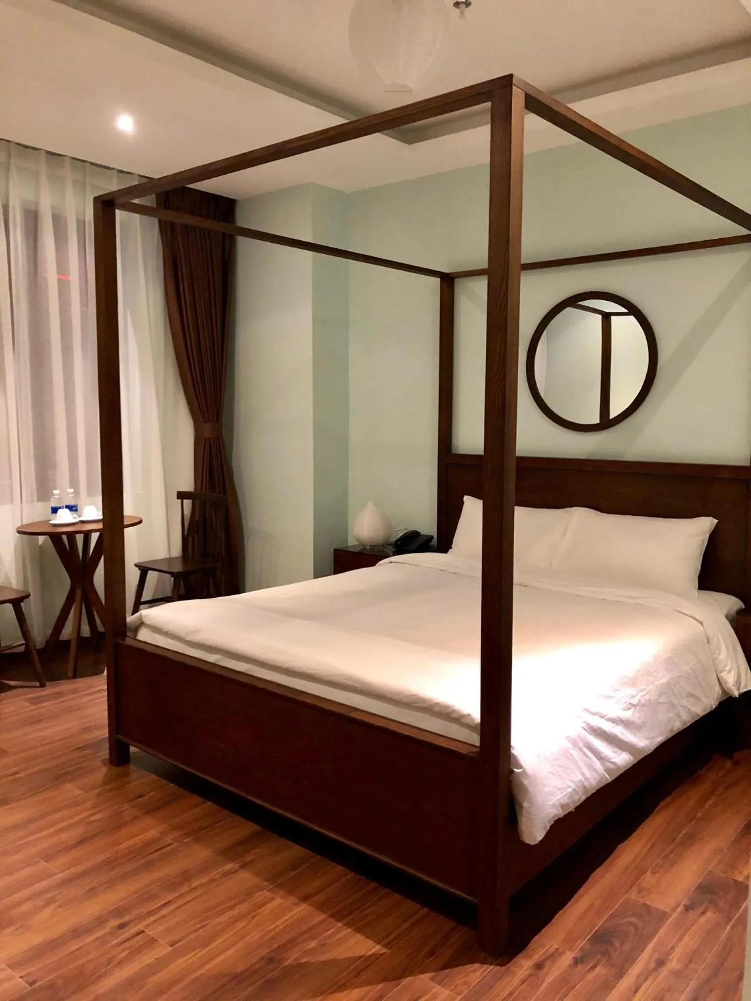 Bed in Le Grand Hanoi Hotel - The Oriental