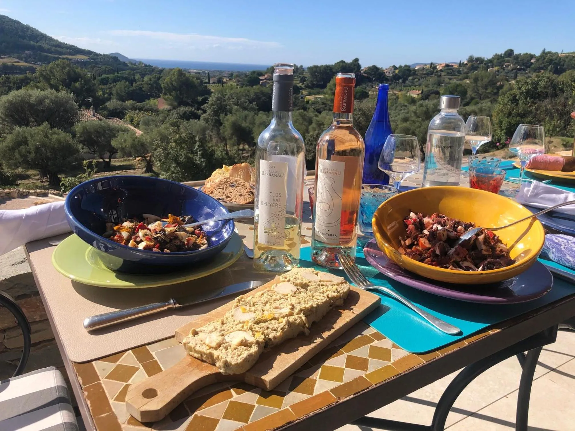 Food and drinks in VILLA PADI La Cadière d'Azur