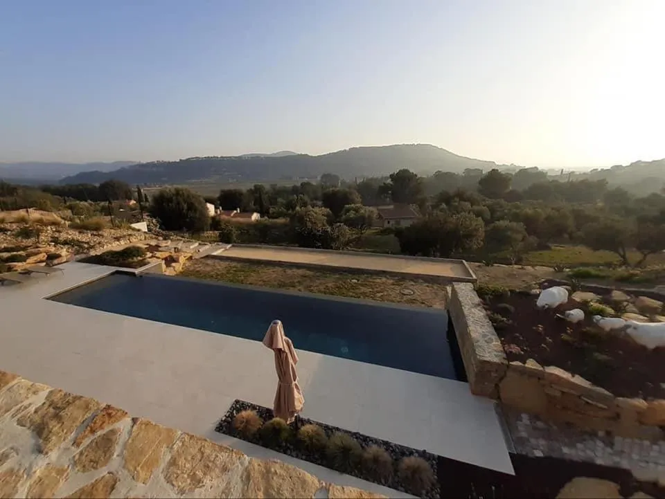 Swimming pool in VILLA PADI La Cadière d'Azur
