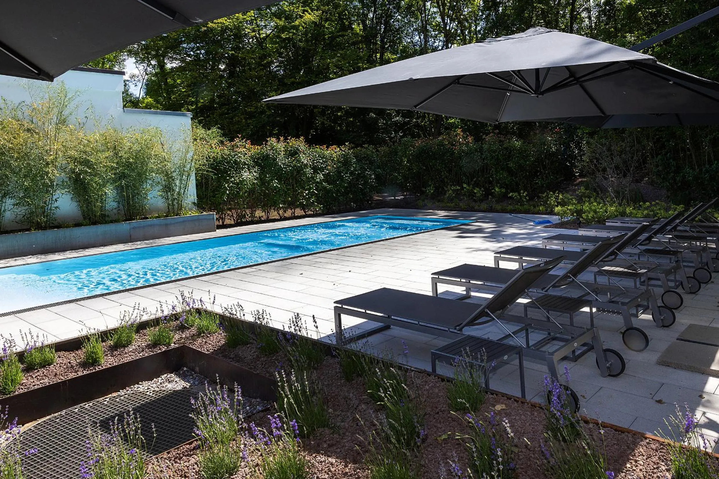 Swimming pool in Schlosshotel Monrepos