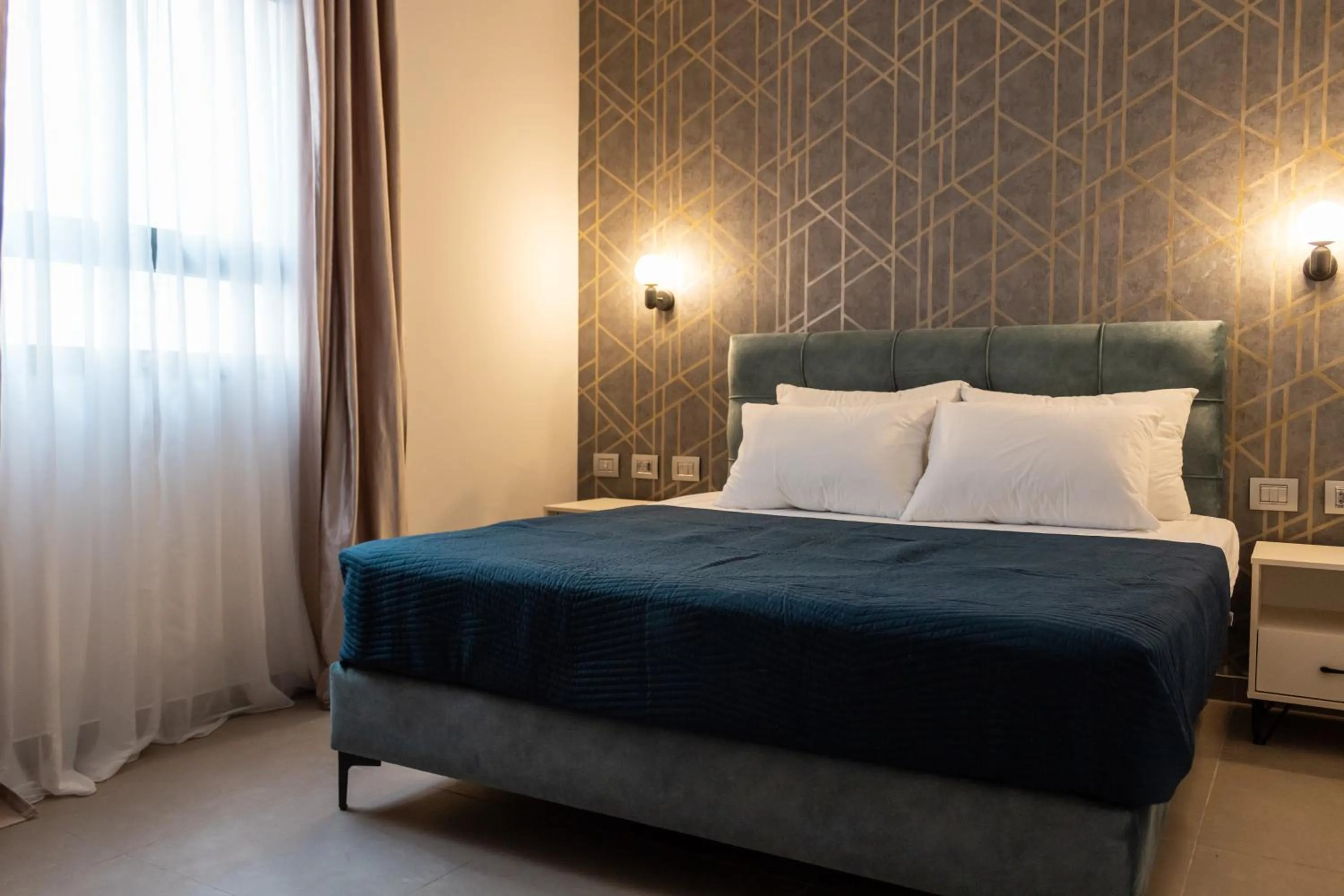 Bedroom, Bed in Amwaj Apartments