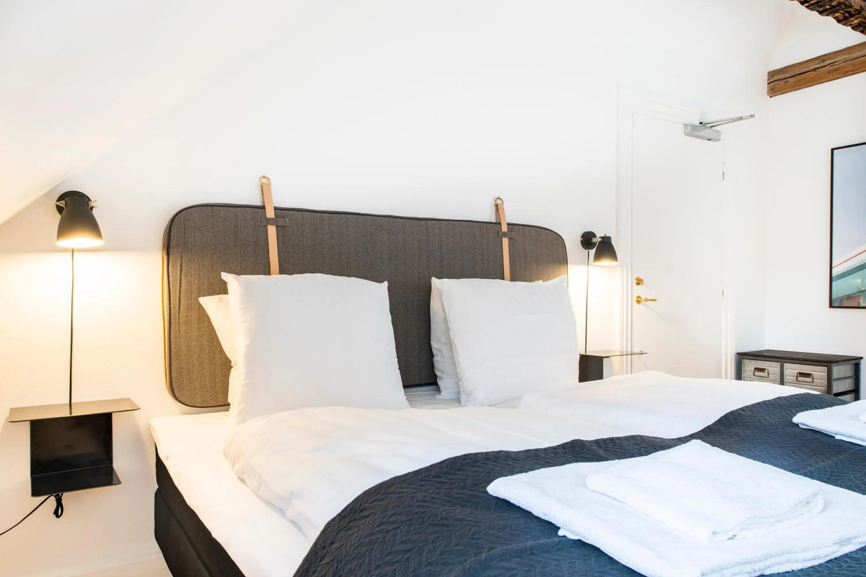 Bedroom, Bed in Town Hall Penthouse by Daniel&Jacob's