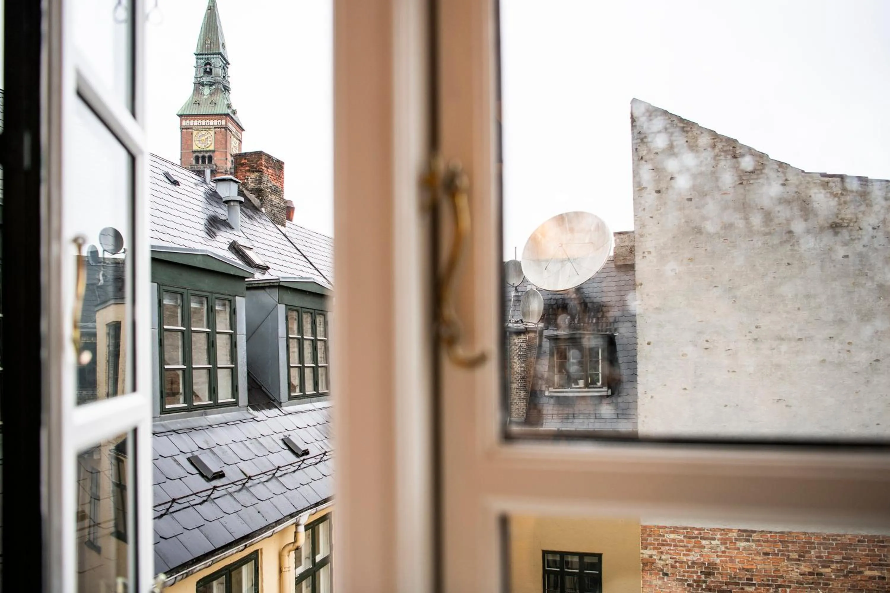 City view in Town Hall Penthouse by Daniel&Jacob's