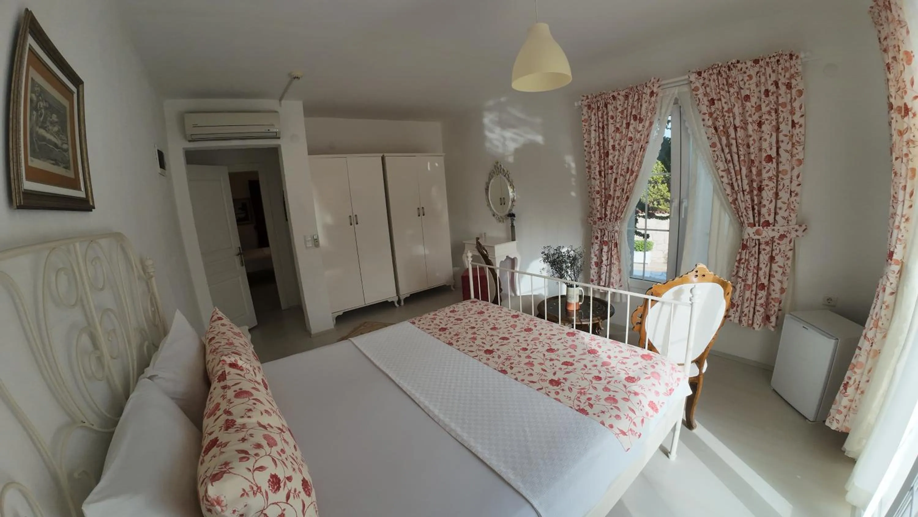 Bed in Adelfia Hotel