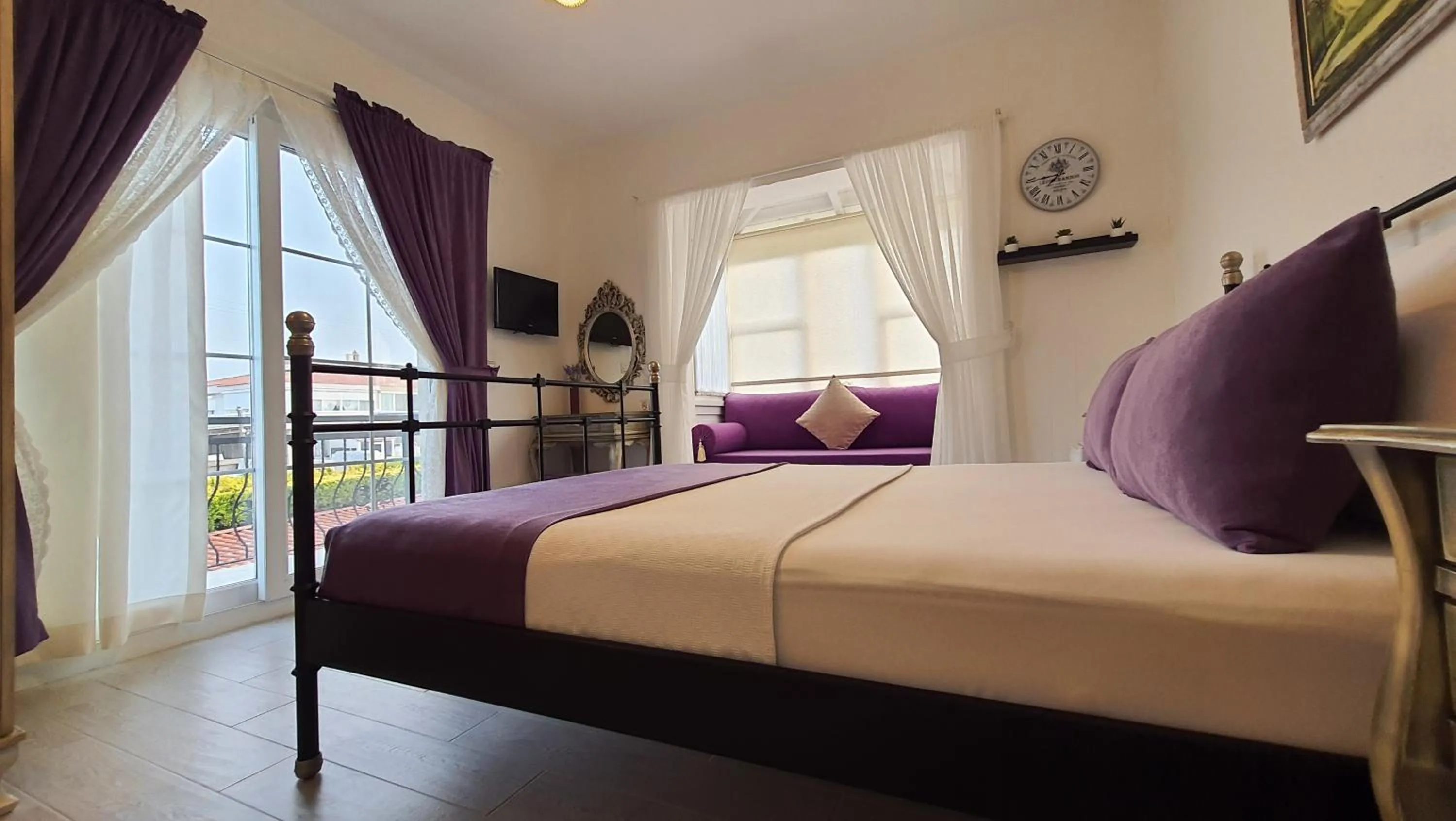 Bed in Adelfia Hotel