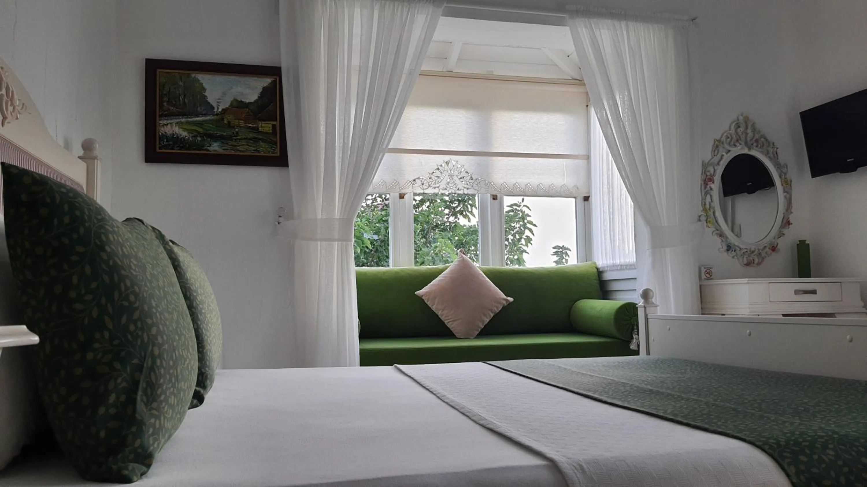 Bed in Adelfia Hotel