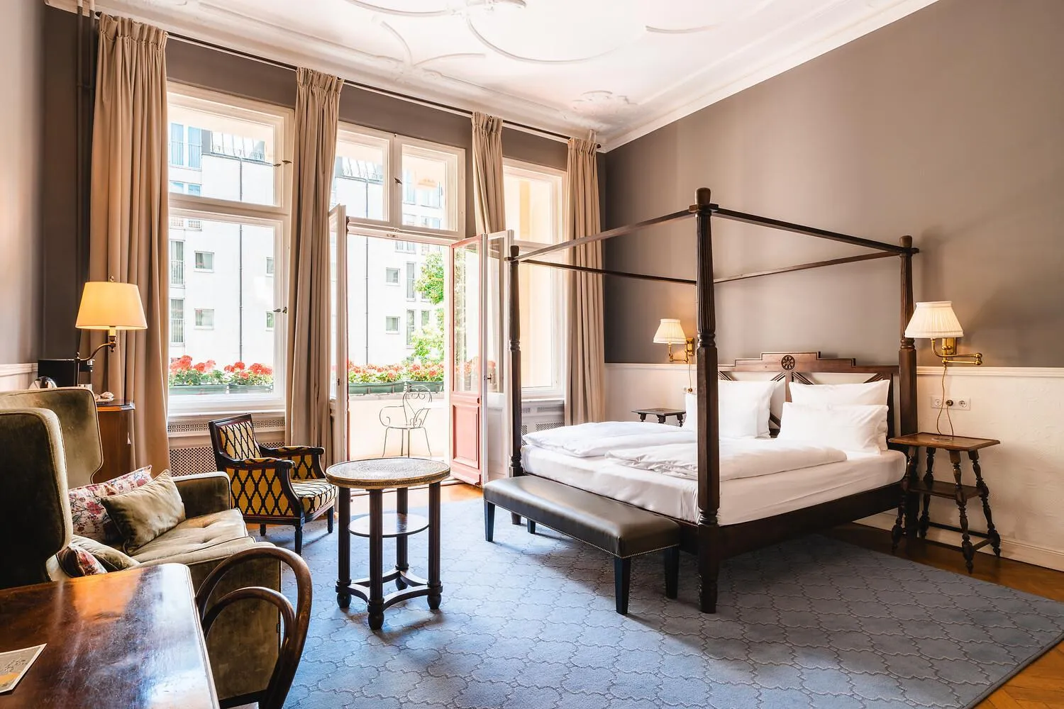 Photo of the whole room, Bed in HENRI Hotel Berlin Kurfürstendamm
