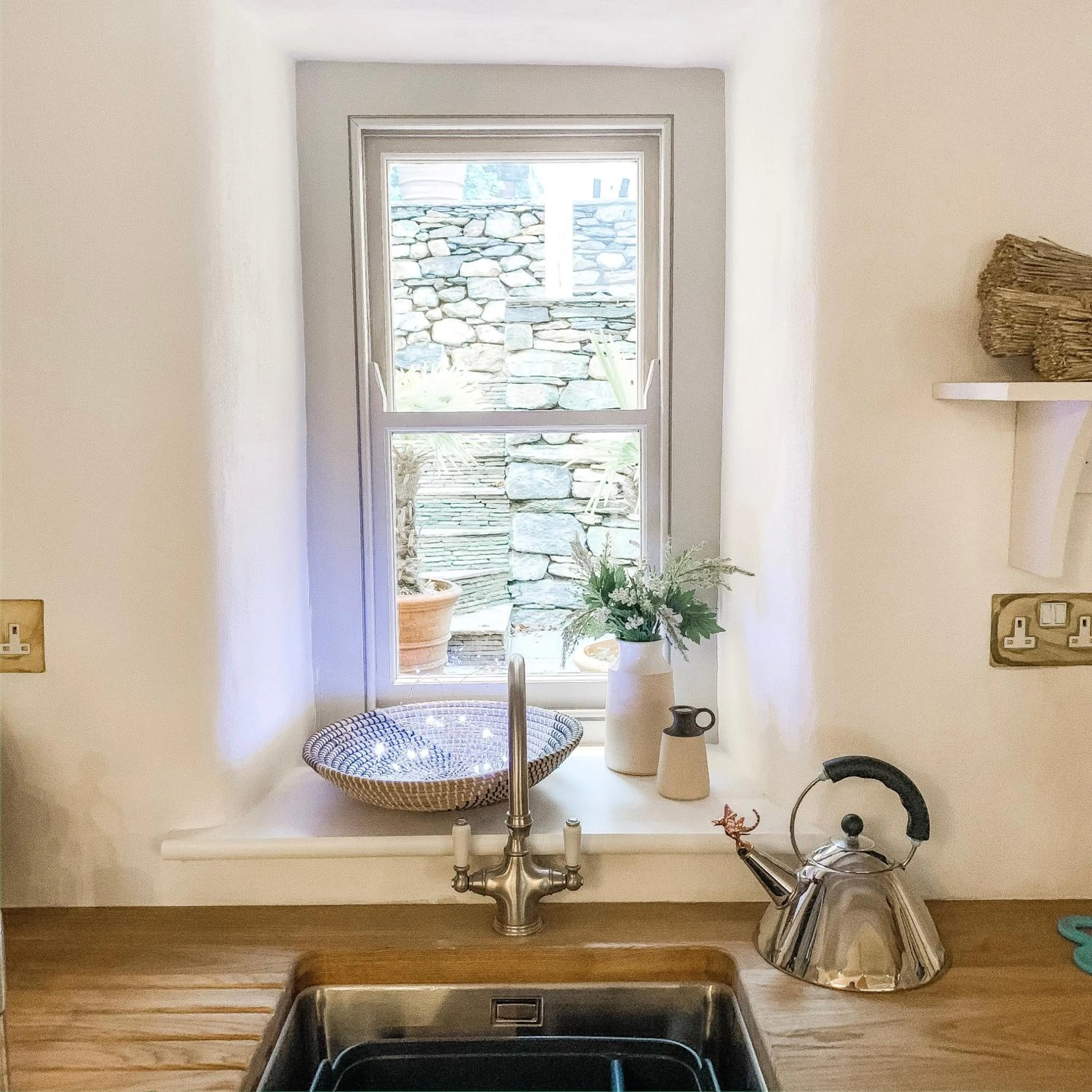 Kitchen or kitchenette in Snowdonia Stone Cottage