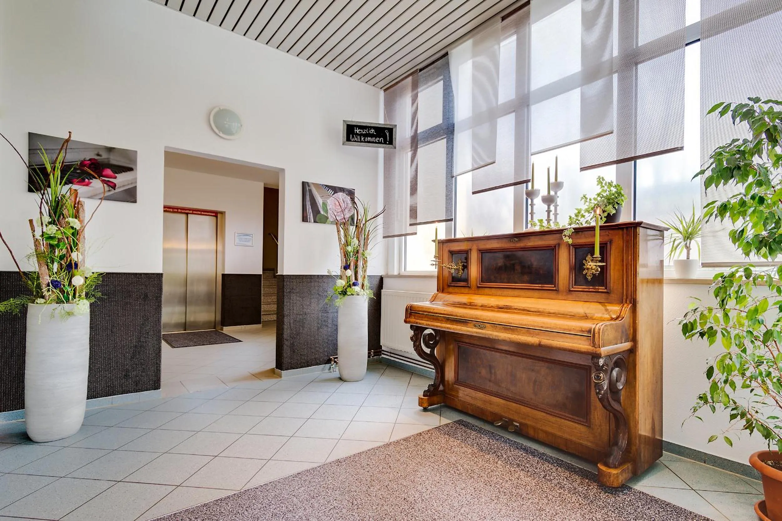 Decorative detail in Hotel Alte Klavierfabrik Meißen