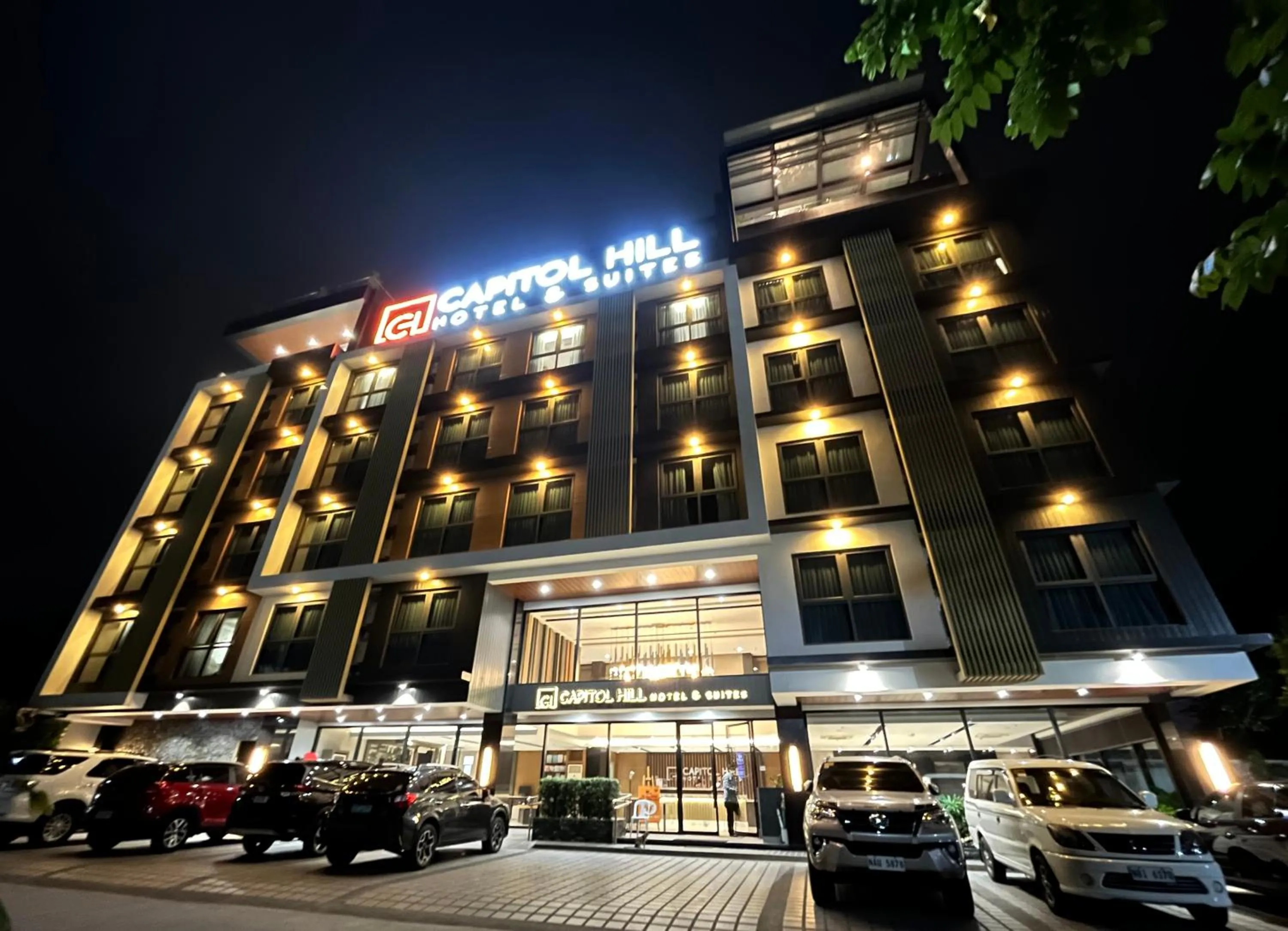 Property building in Capitol Hill Hotel and Suites