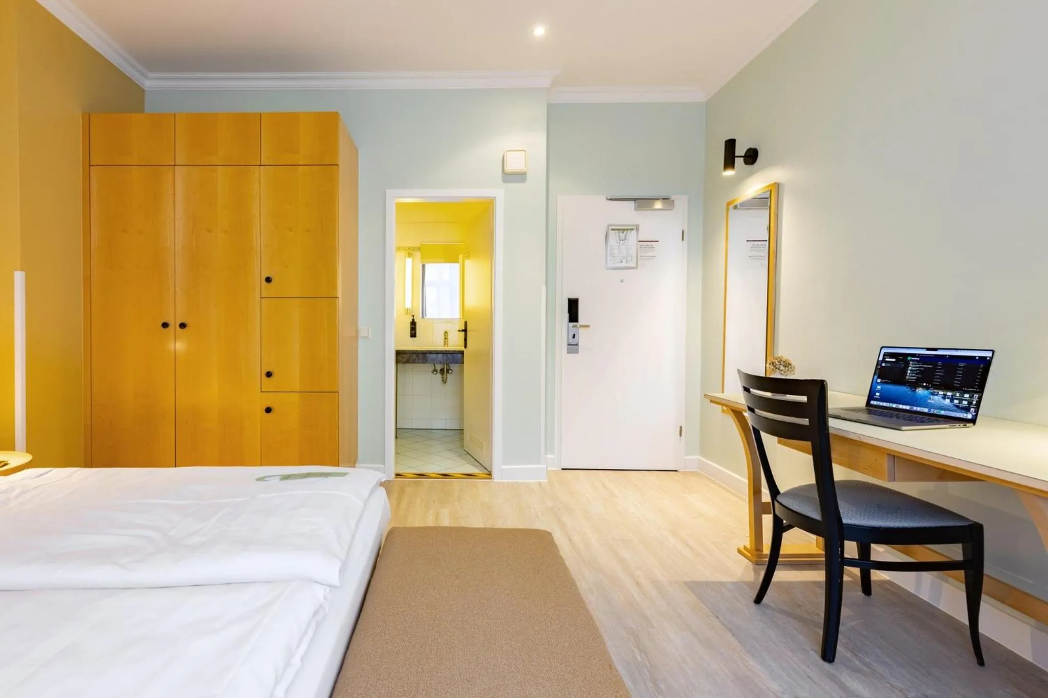 Photo of the whole room in Garner Hotel Berlin - Messe by IHG