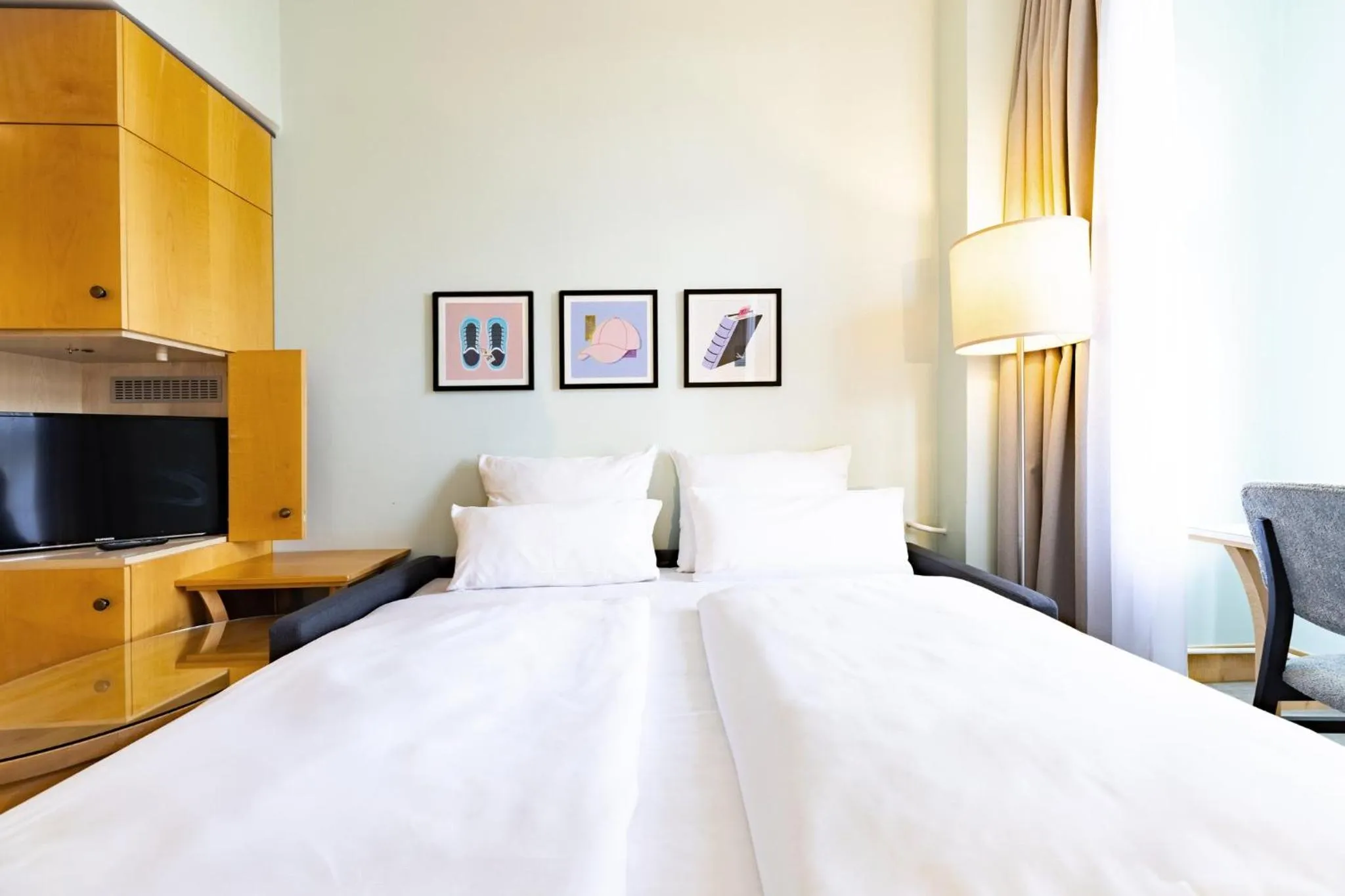 Photo of the whole room in Garner Hotel Berlin - Messe by IHG