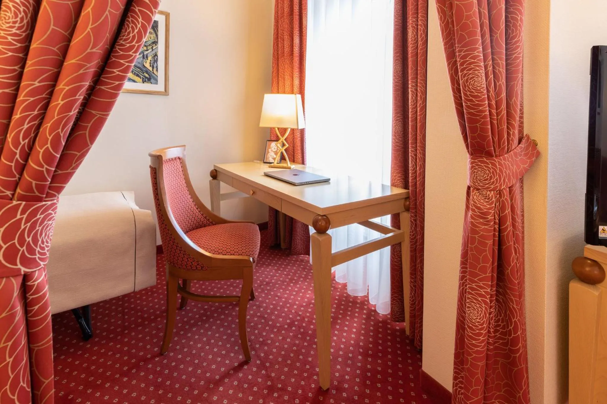 Bedroom in Garner Hotel Berlin - Messe by IHG