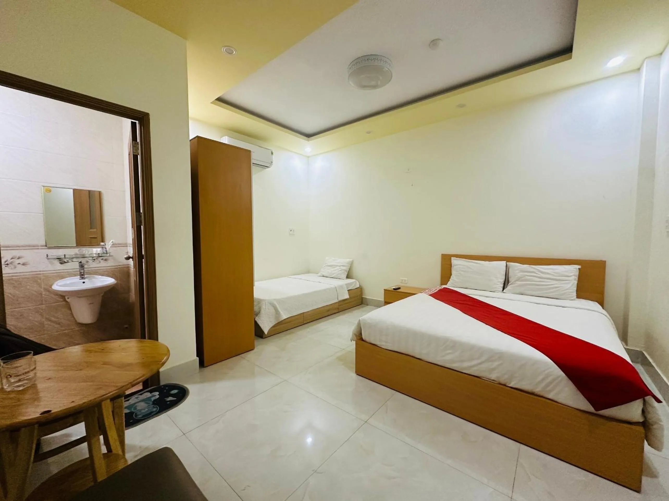 Bedroom in OYO 805 Pegasus Homestay