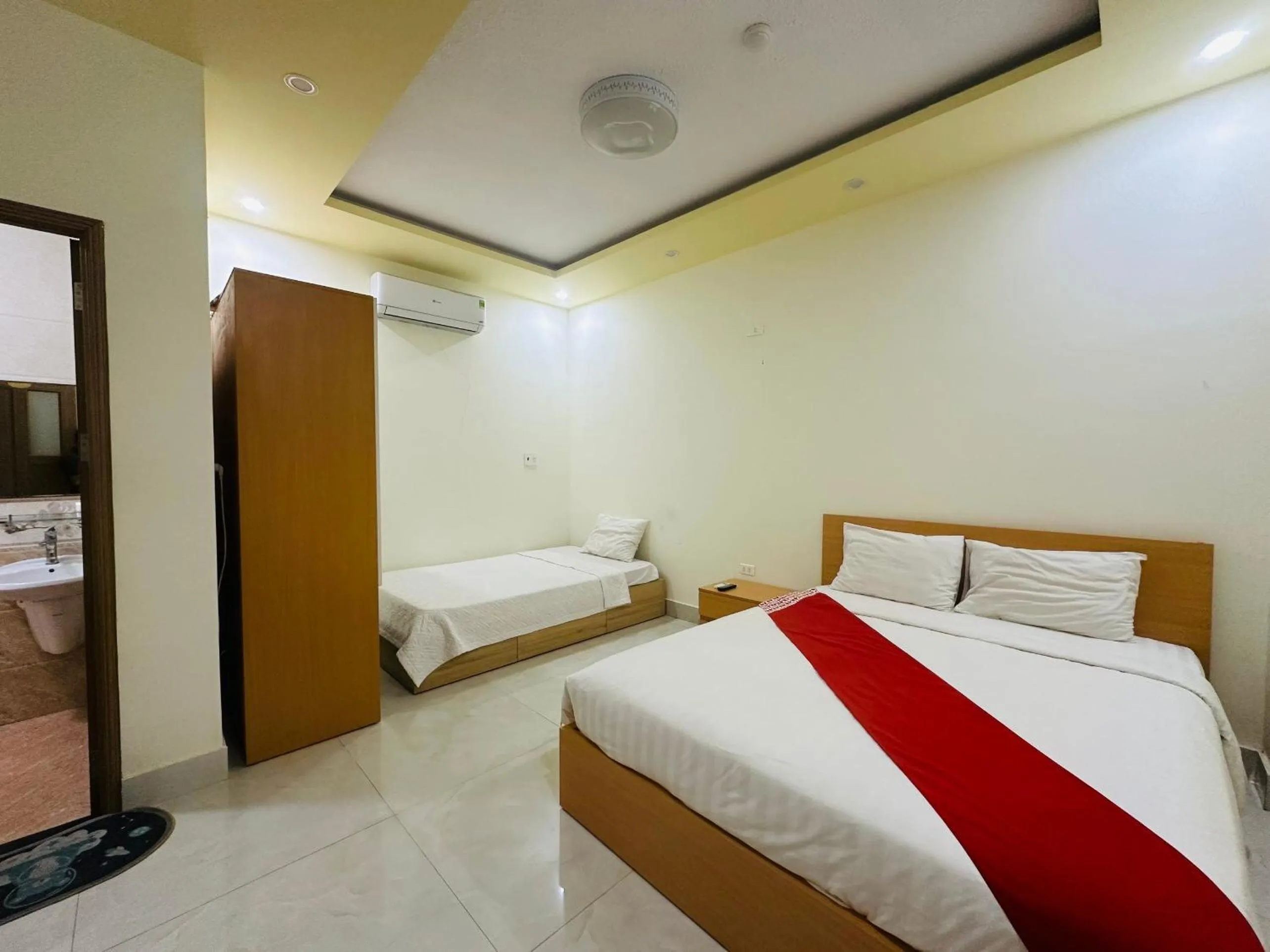 Bedroom in OYO 805 Pegasus Homestay