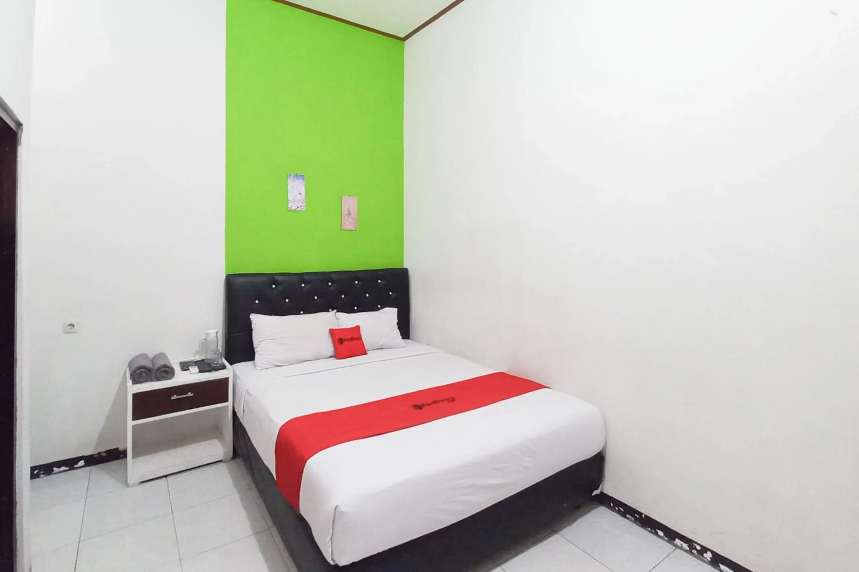 Standard Double Room in Sakinah Family Residence Standard Double Room in Sakinah Family Residence