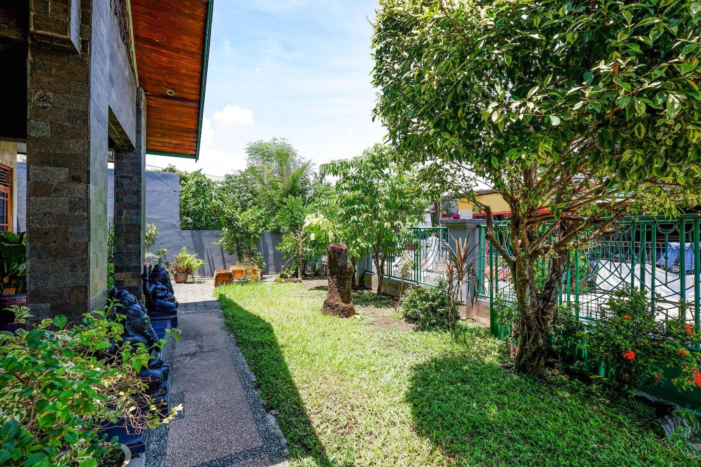 Lobby or reception in Hotel O Griya Kawula Syariah
