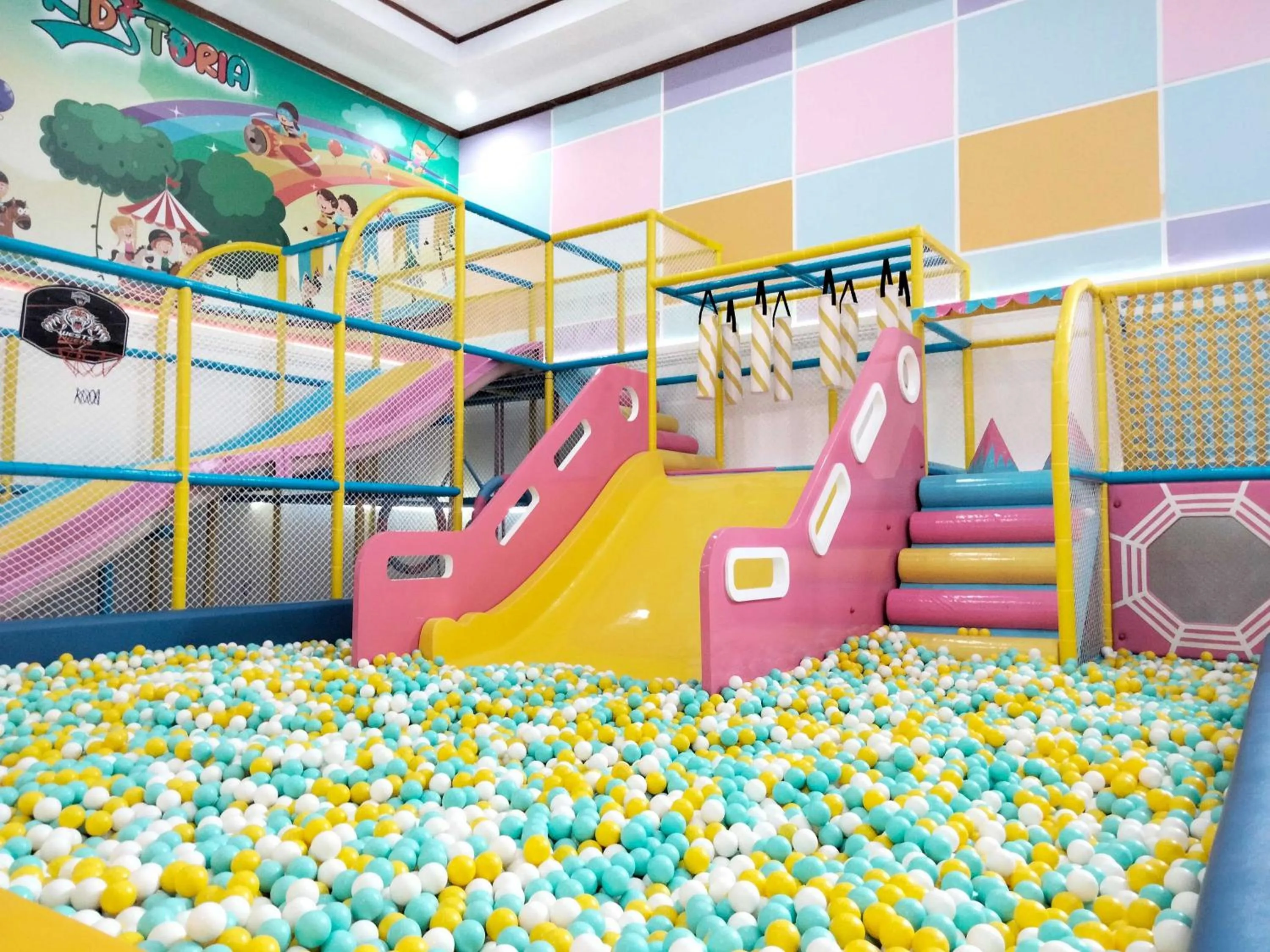 Children play ground in Sartika Hotel Mitra RedDoorz Pati