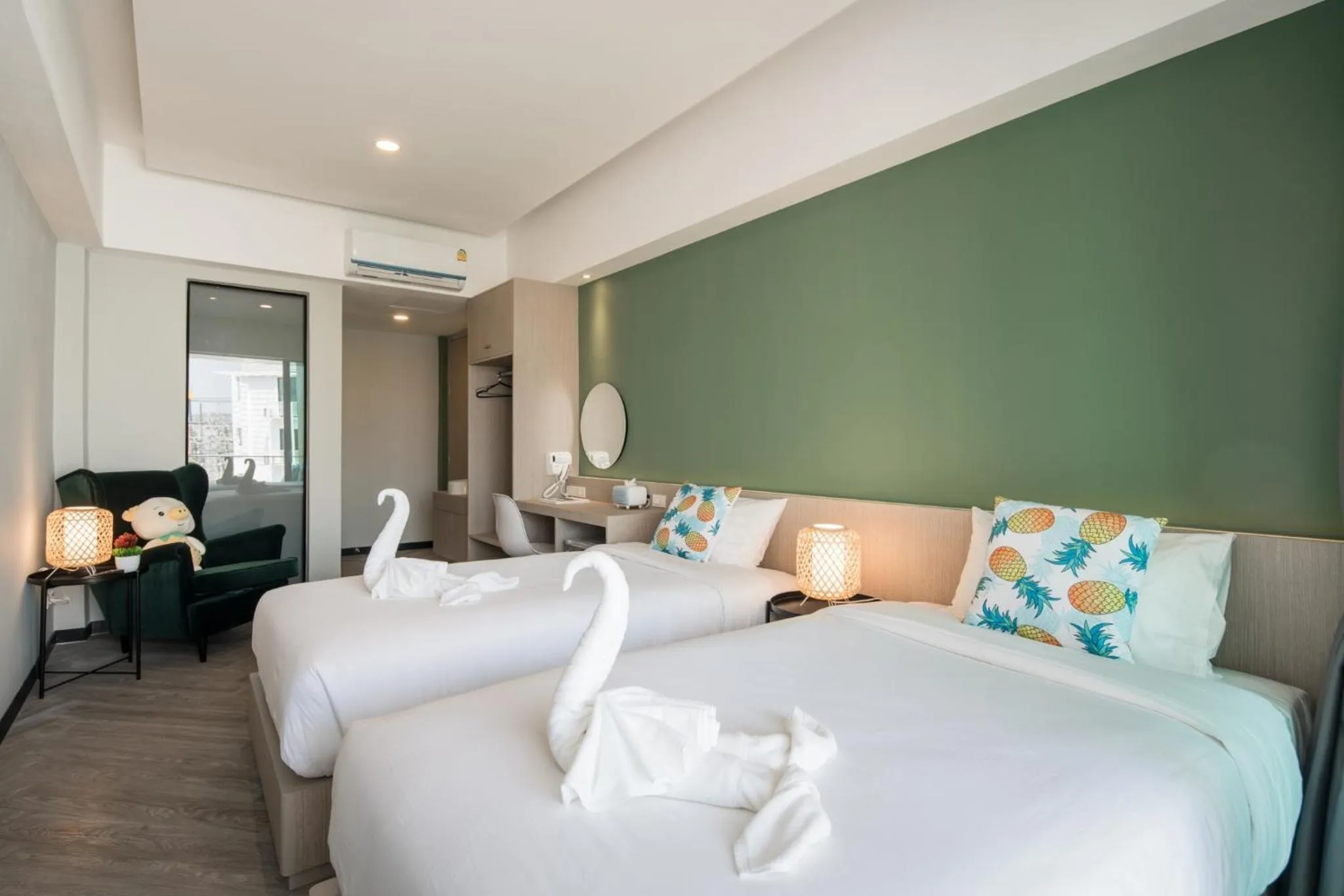 Photo of the whole room, Bed in Yanud Residence