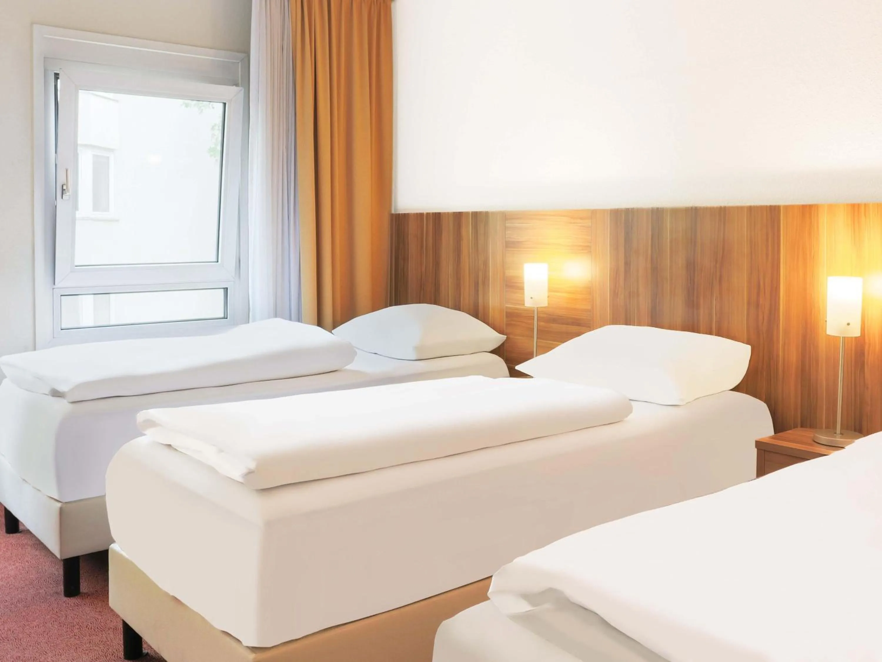 Photo of the whole room, Bed in B&B HOTEL Mannheim-City