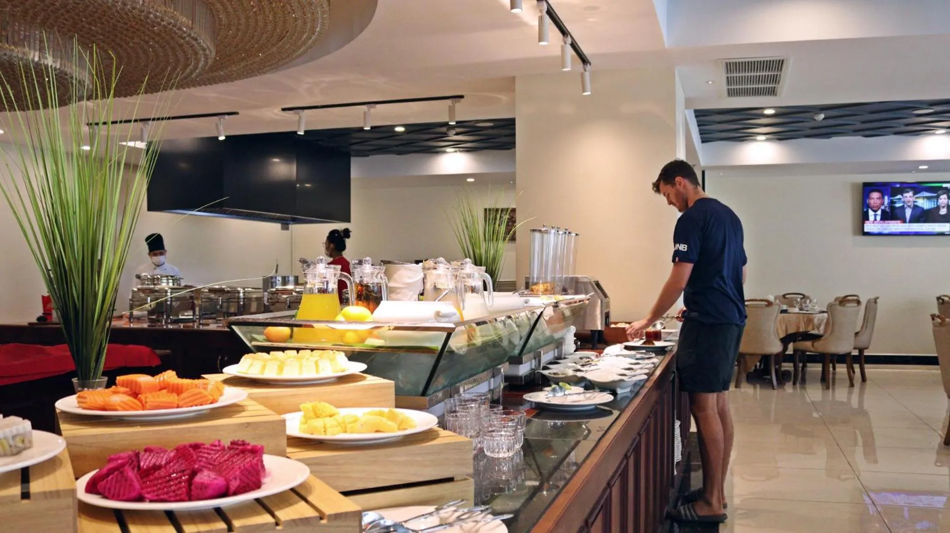 Breakfast in Poulo Wai Hotel, Trademark Collection by Wyndham