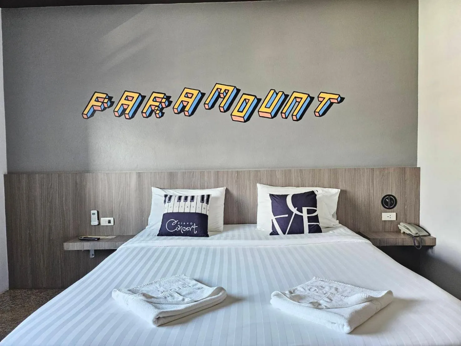 Bedroom, Bed in Paramount Palace Hotel Dannok