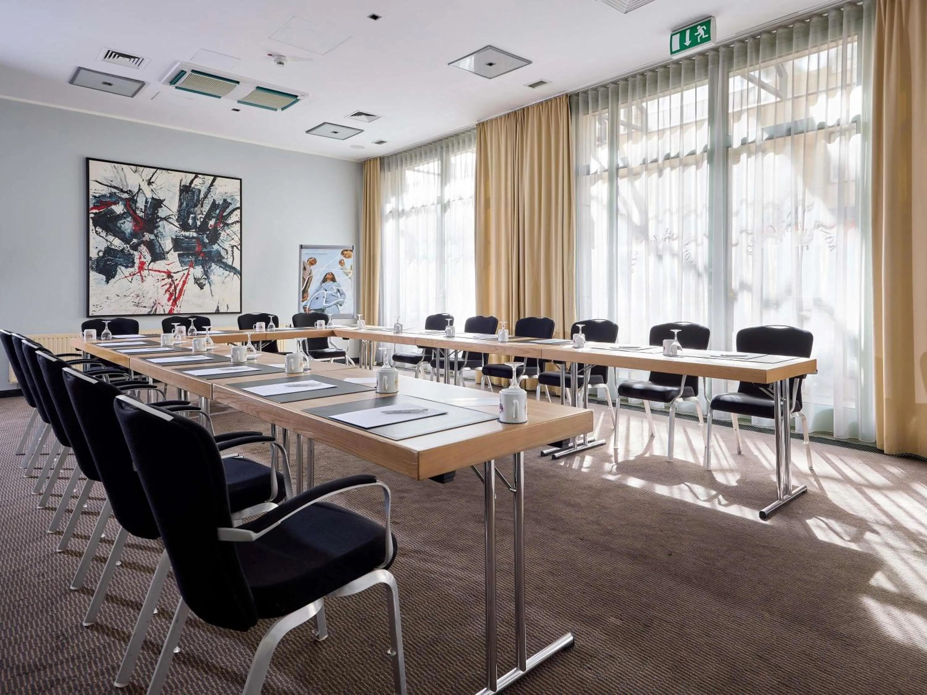 Meeting/conference room in Mercure Hotel Düsseldorf City Center