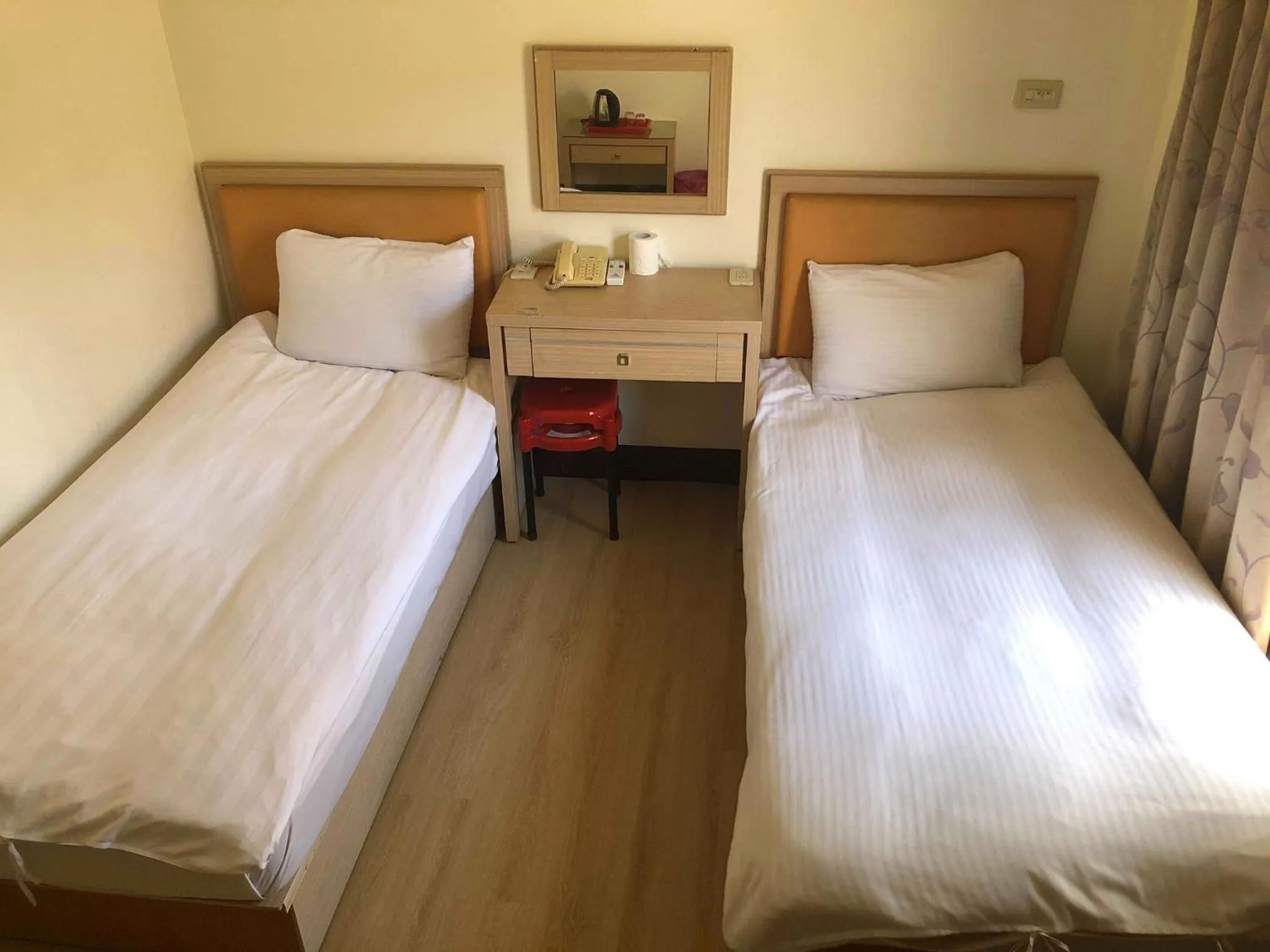 bunk bed, Bed in Huaxin Hotel