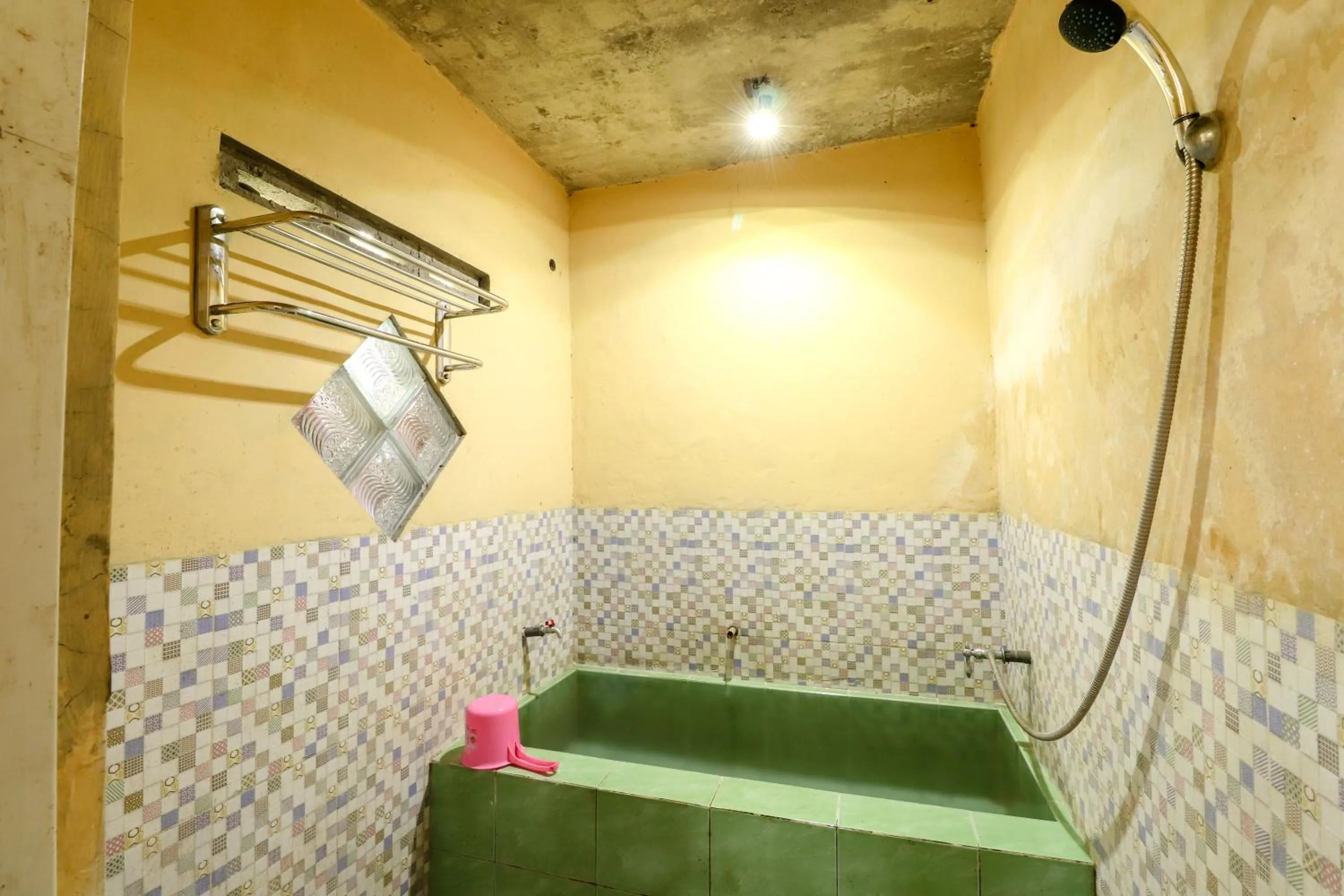 Bathroom in Kasmiyem Homestay