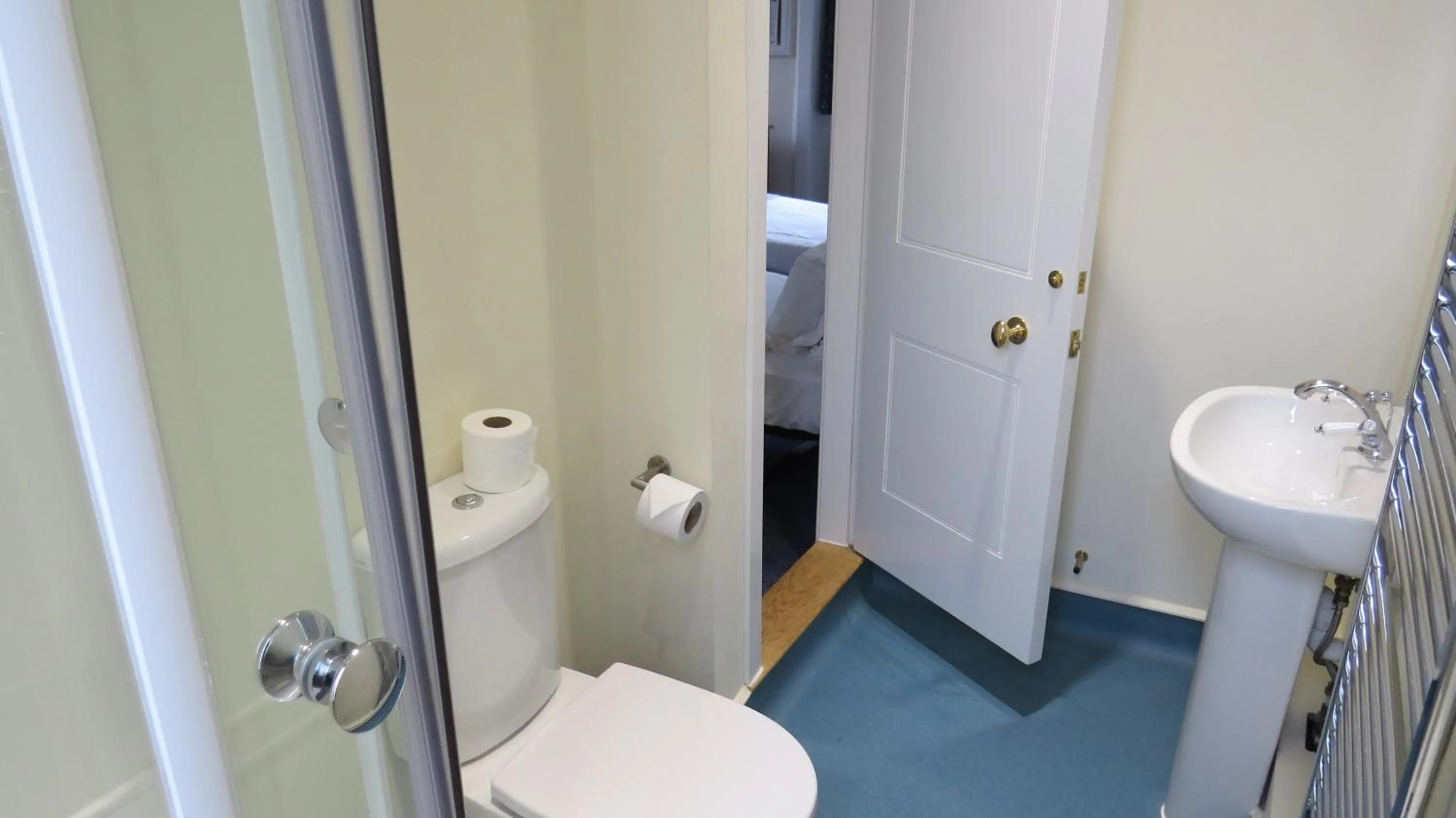 Bathroom in Wadham College