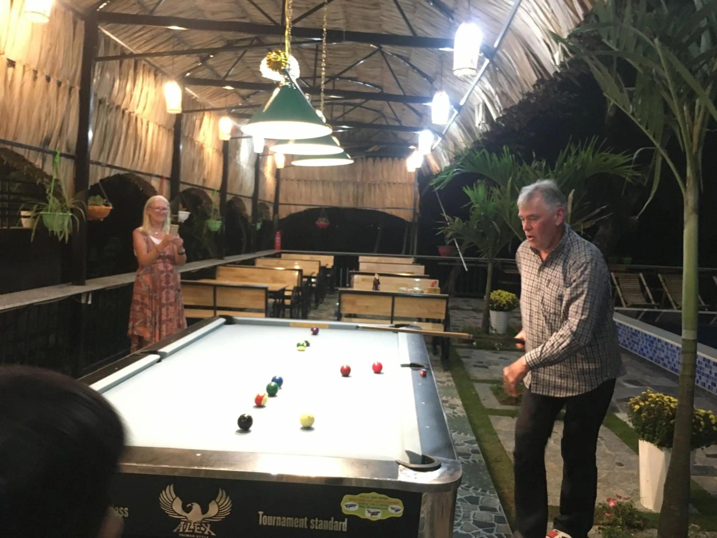 People in Elizabeth Hotel Tam Coc