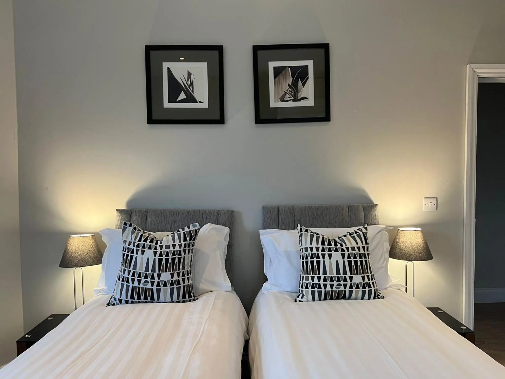 Bed in Orange Grove Hotel & Gardens